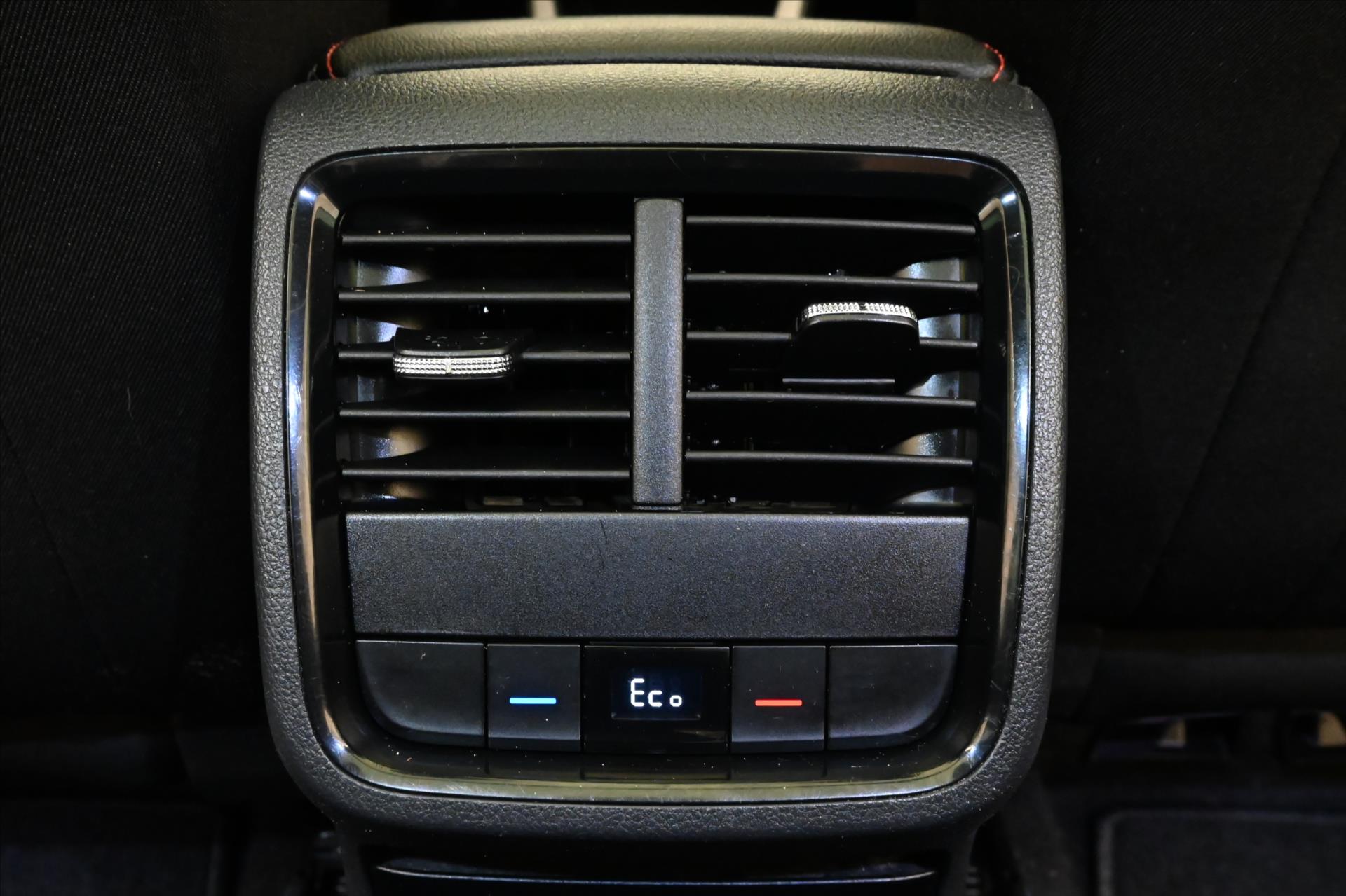 Main photo of the car Skoda Octavia 1.4 TSI iV RS 180 kW DSG Warranty up to 5 years (22)