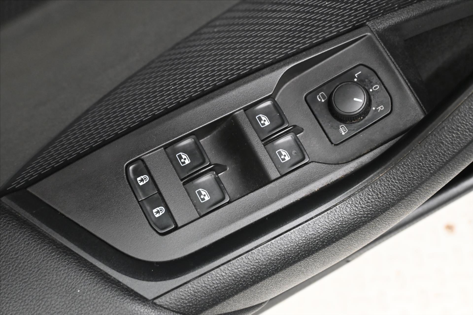 Main photo of the car Skoda Octavia 1.4 TSI iV RS 180 kW DSG Warranty up to 5 years (25)