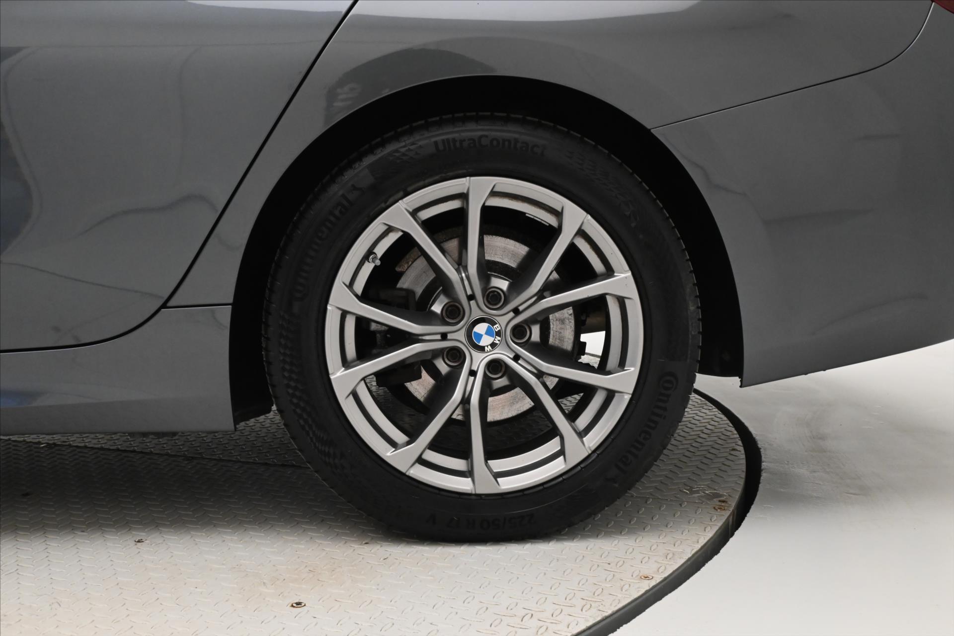 Hlavní fotografie vozu BMW Řada 3 2,0 320d 140kW STEPTRONIC Záruka až 5 let (32)