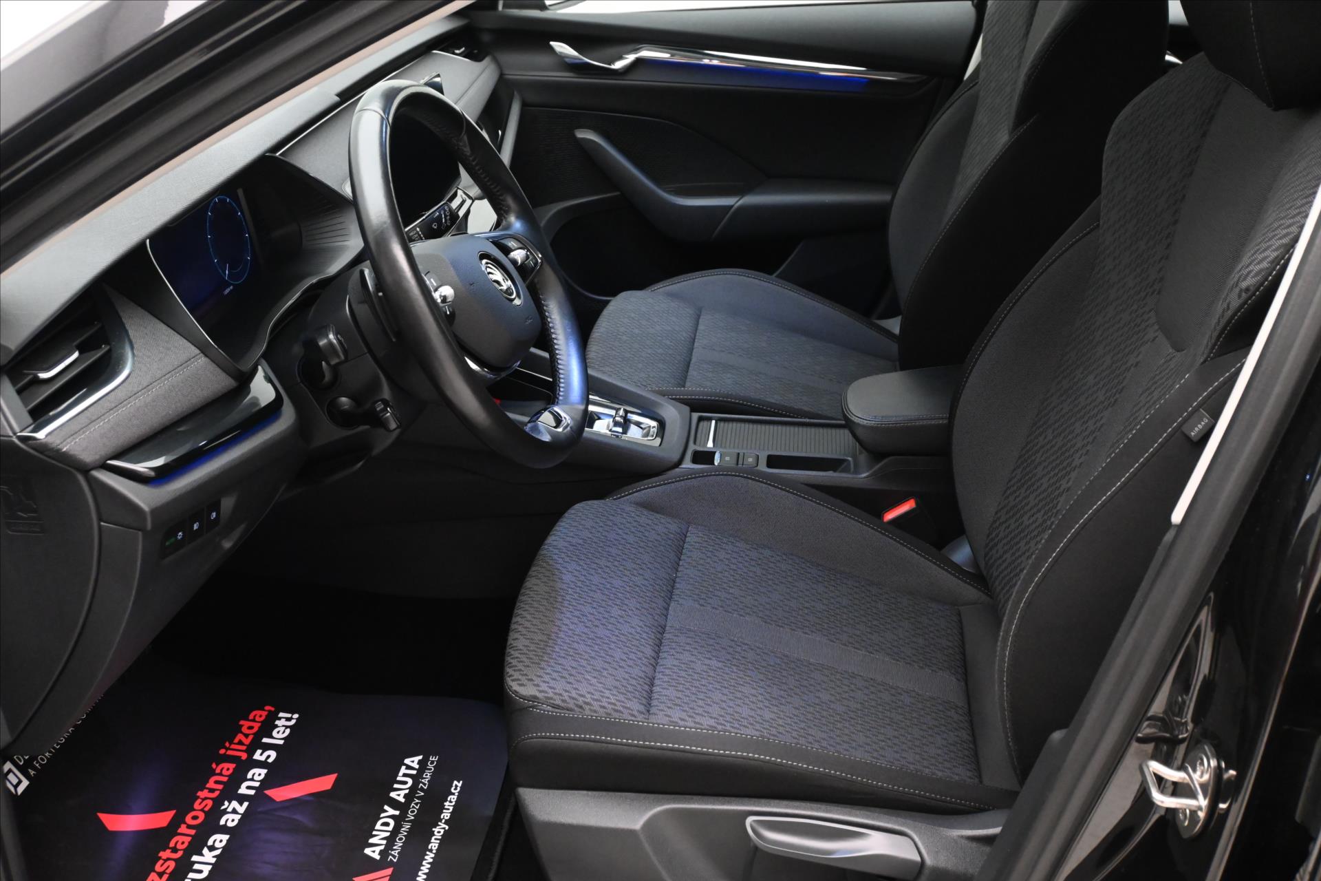 Main photo of the car Skoda Octavia 2.0 TDI 110kW DSG Style Warranty up to 5 years (13)