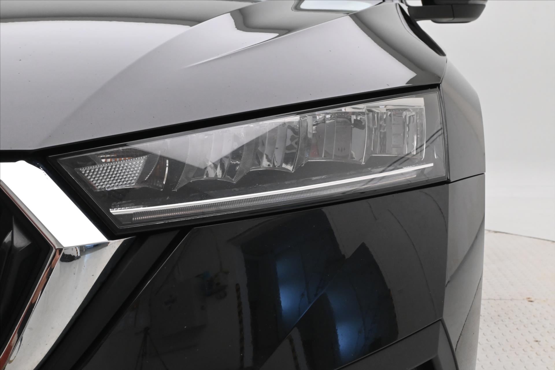 Main photo of the car Skoda Octavia 2.0 TDI 110kW DSG Style Warranty up to 5 years (30)