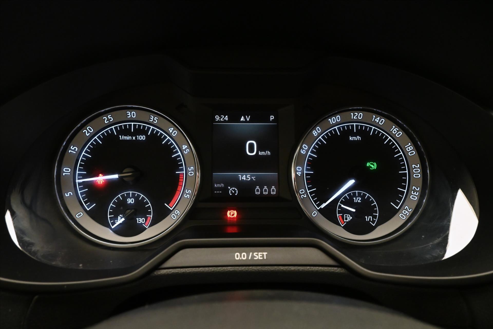 Hlavní fotografie vozu Škoda Octavia 2,0 TDI 110 KW DSG STYLE Záruka až 5 let (16)