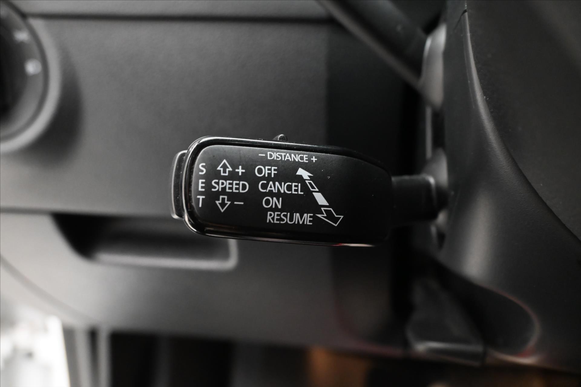 Hlavní fotografie vozu Škoda Octavia 2,0 TDI 110 KW DSG STYLE Záruka až 5 let (22)