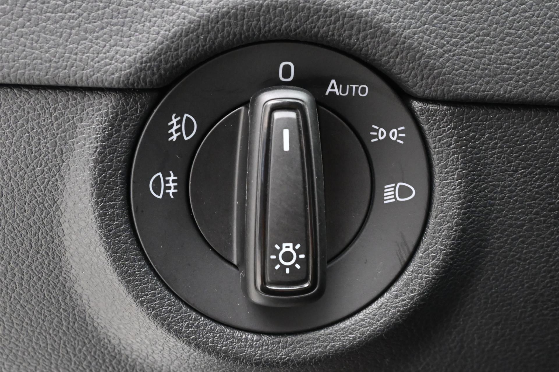 Hlavní fotografie vozu Škoda Octavia 2,0 TDI 110 KW DSG STYLE Záruka až 5 let (25)