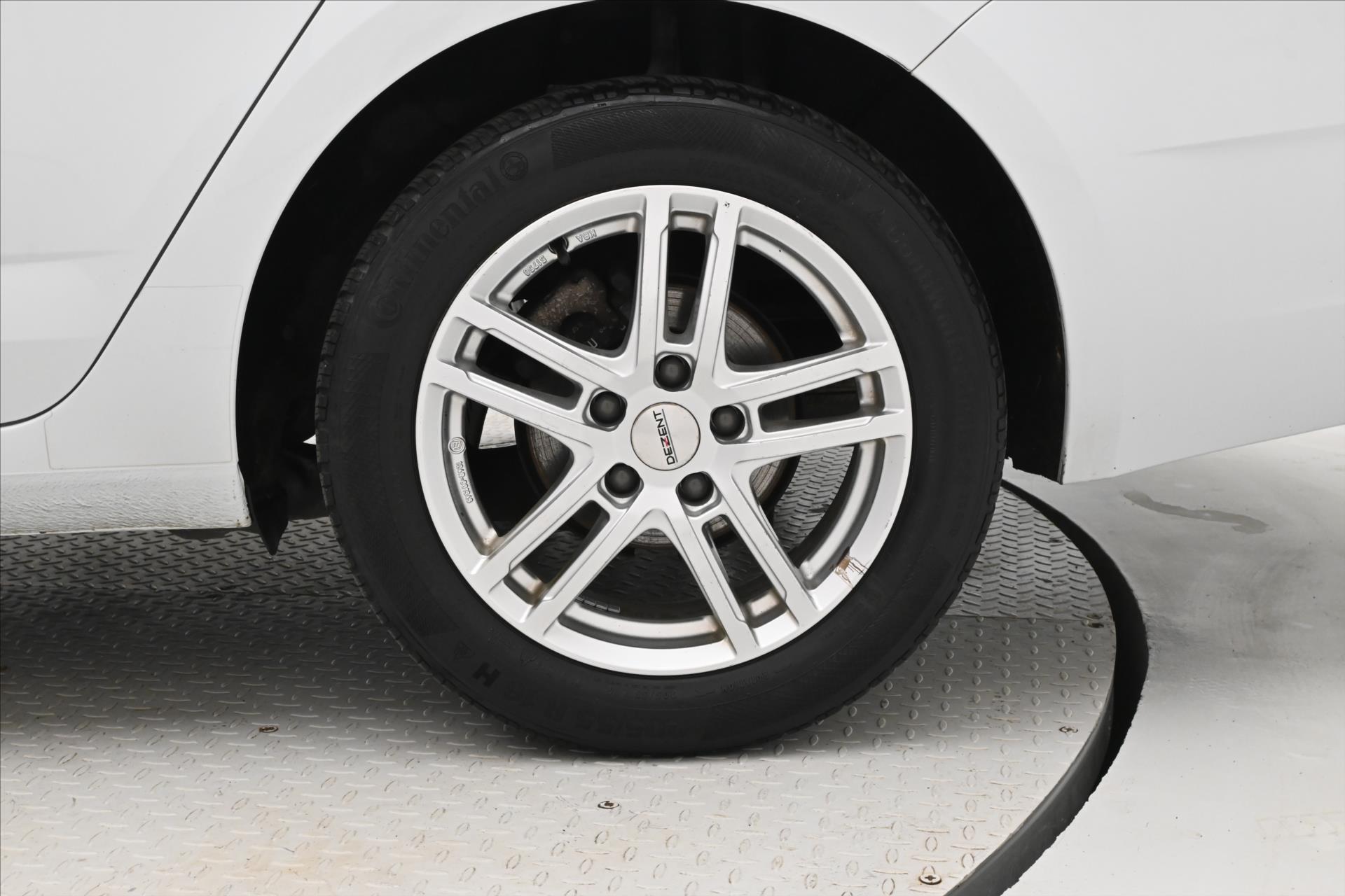 Hlavní fotografie vozu Škoda Octavia 2,0 TDI 110 KW DSG STYLE Záruka až 5 let (30)