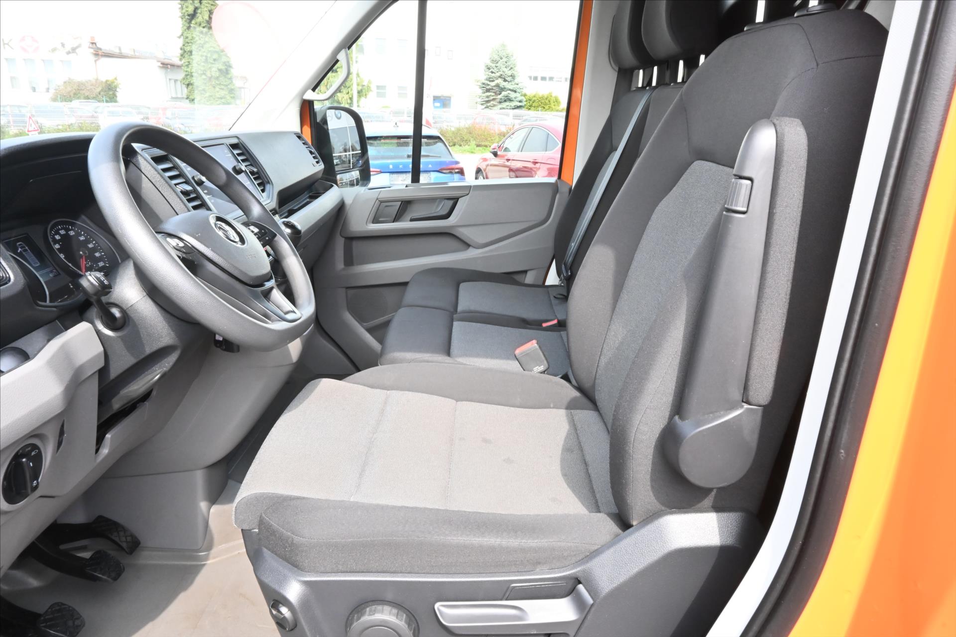 Hlavní fotografie vozu Volkswagen Crafter 2,0 TDI 103kW L2H2 Záruka až 5 let (13)