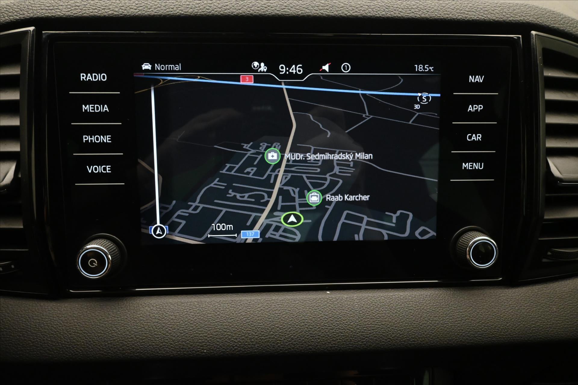 Hlavní fotografie vozu Škoda Karoq 1,5 TSI 110 kW Sportline Záruka až 5 let (20)