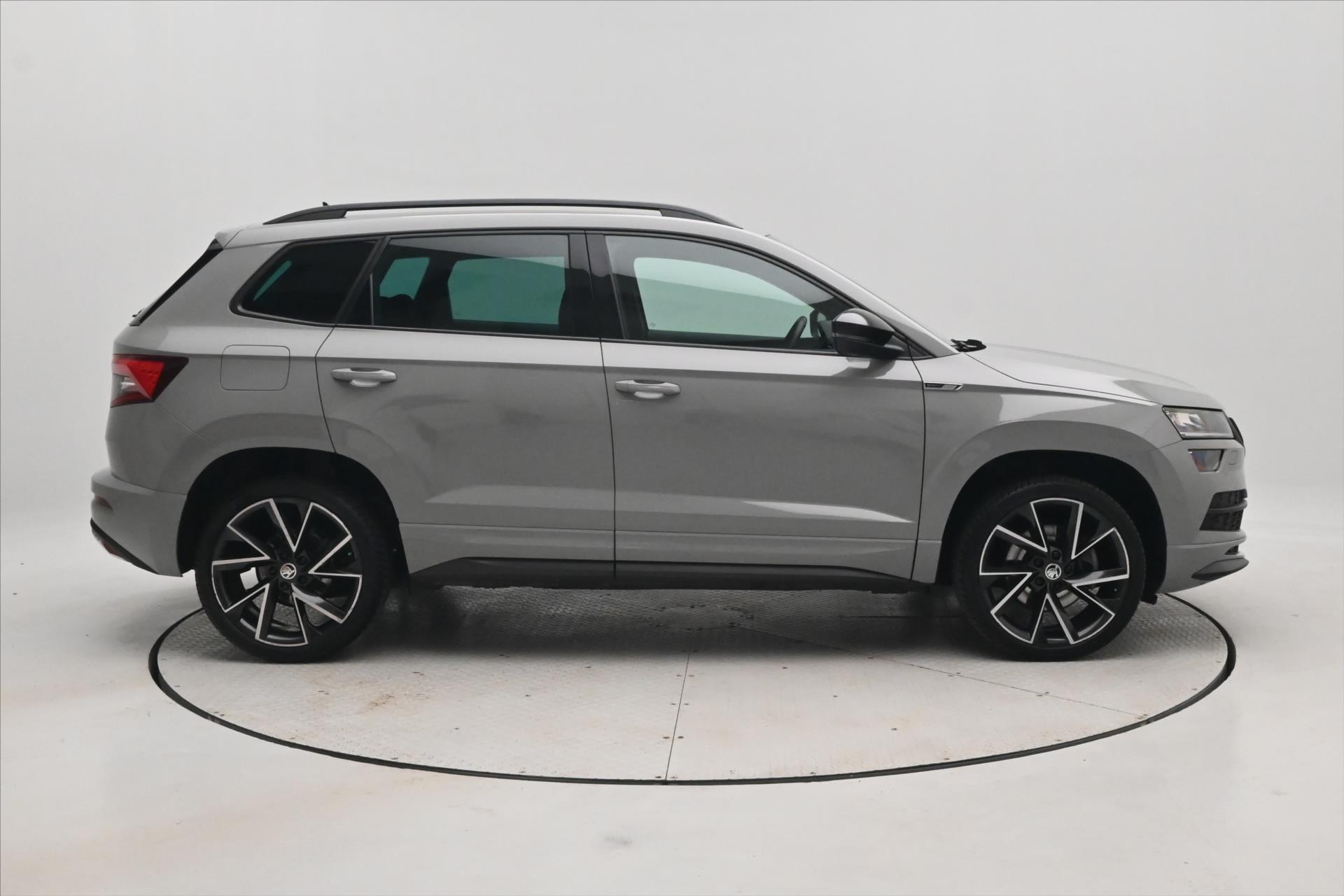 Hlavní fotografie vozu Škoda Karoq 1,5 TSI 110 kW Sportline Záruka až 5 let (4)