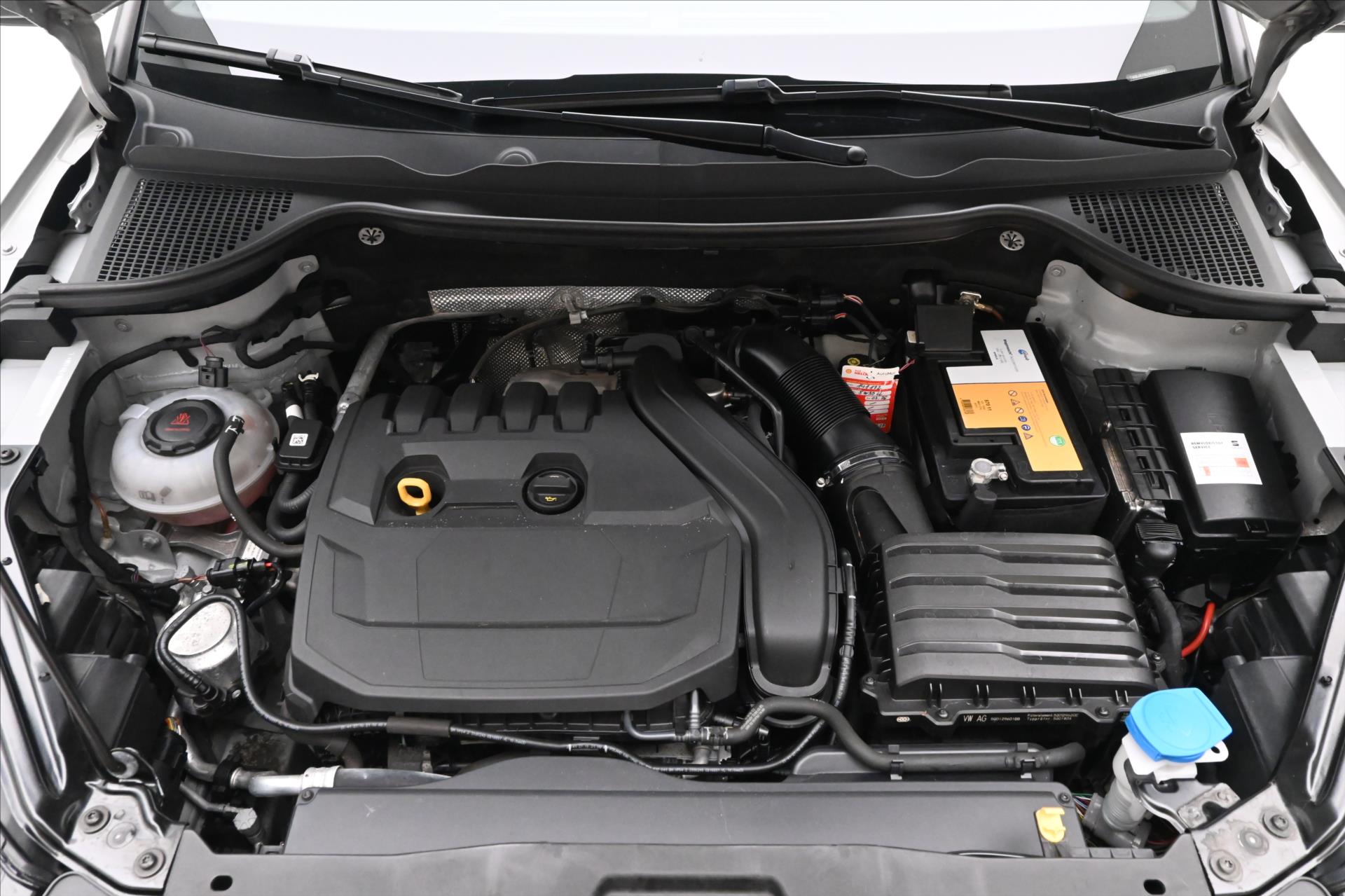 Hlavní fotografie vozu Škoda Karoq 1,5 TSI 110 kW Sportline Záruka až 5 let (9)