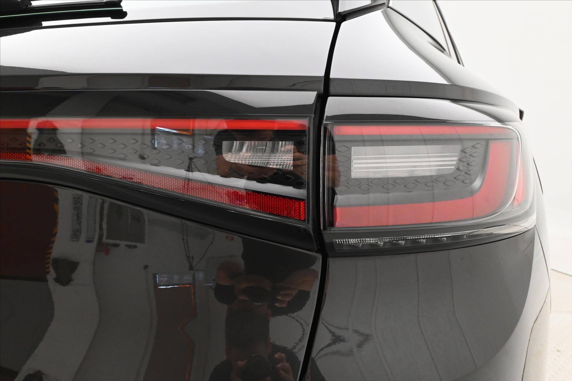 Hlavní fotografie vozu Volkswagen ID.4 Pro Performance 150kW 77 kWh Záruka až 3 roky (30)