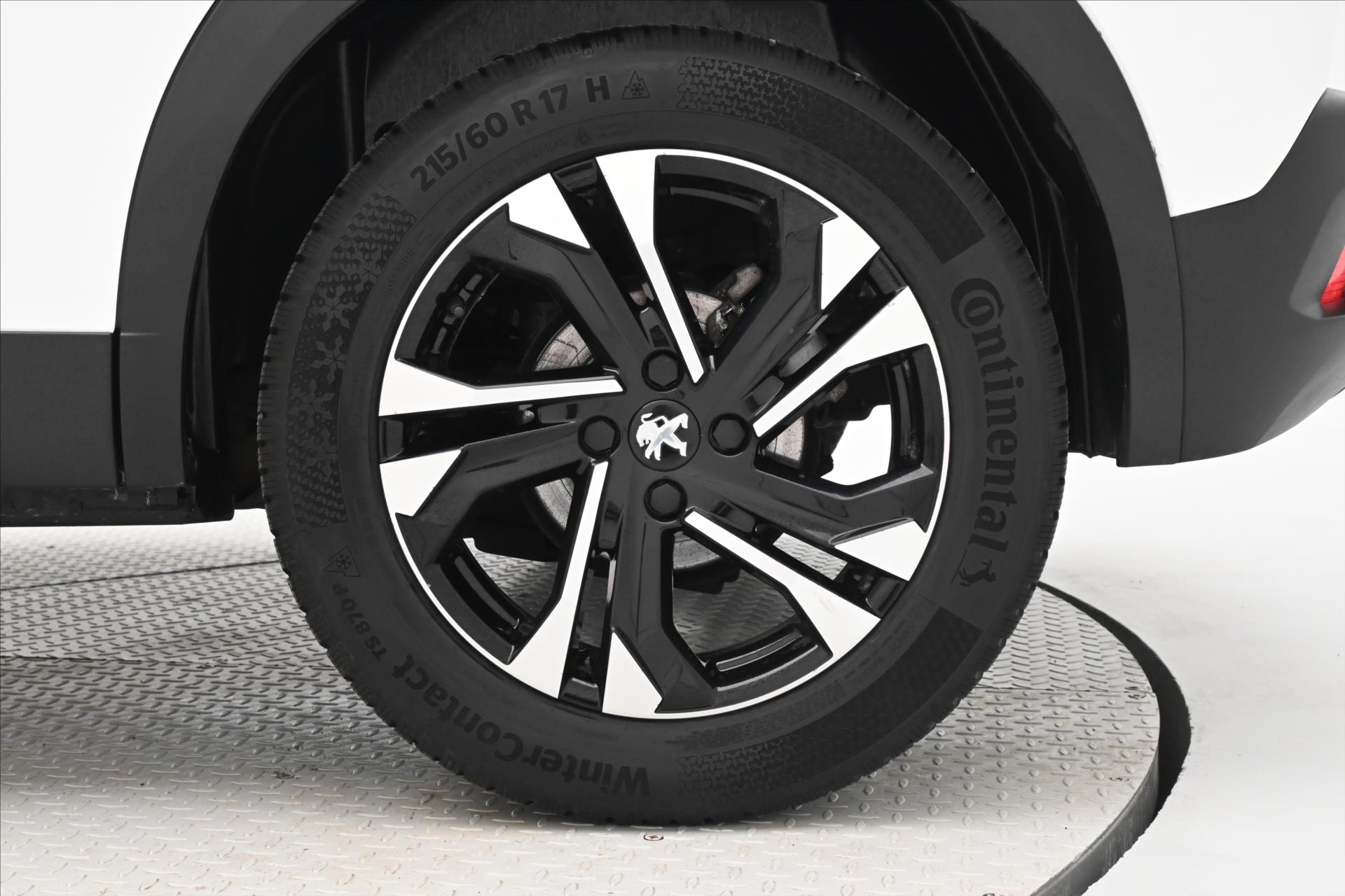 Hlavní fotografie vozu Peugeot 2008 1,5 HDI 81 kW LED TAŽNÉ Záruka až 5 let (31)