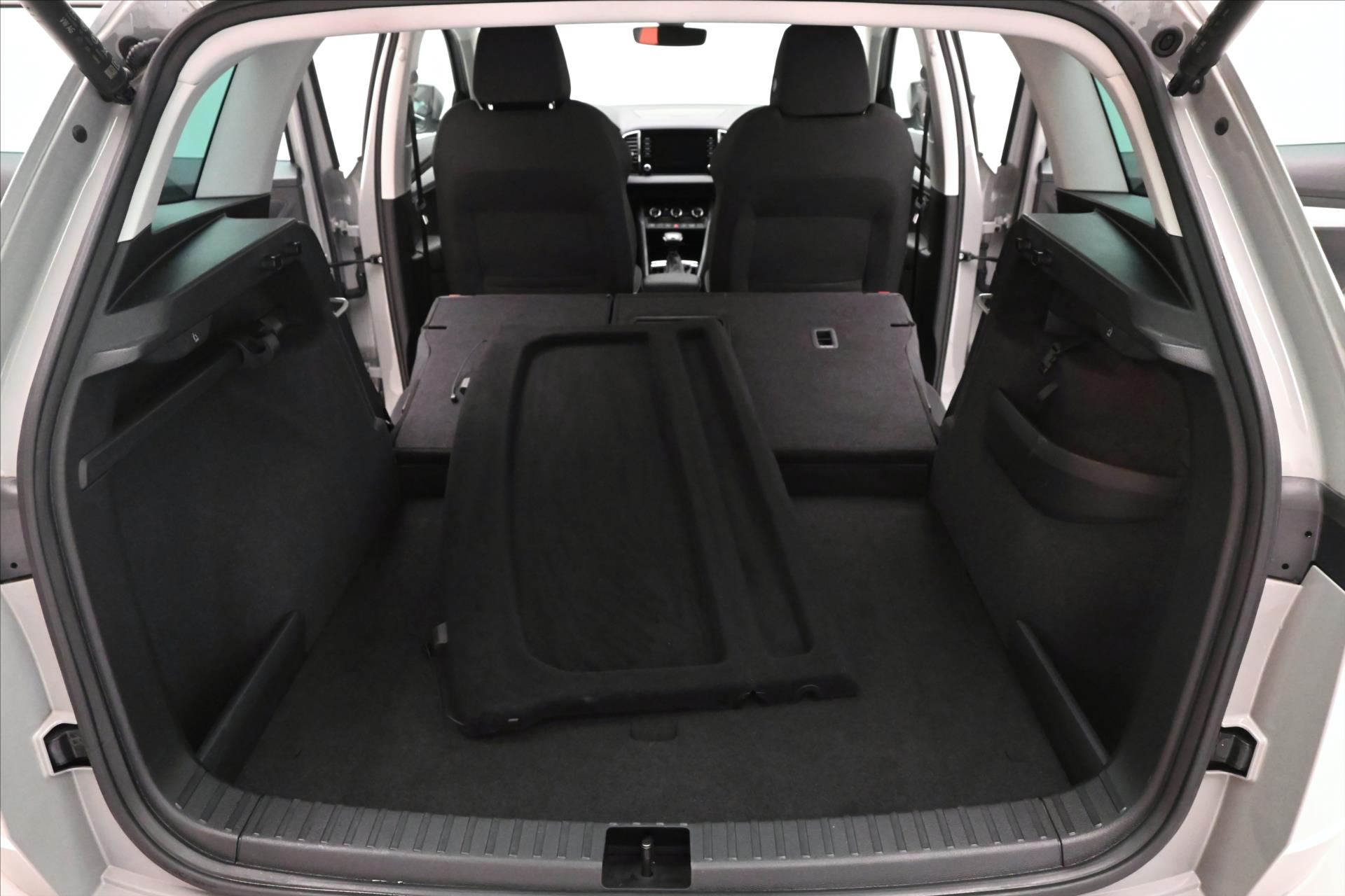 Hlavní fotografie vozu Škoda Karoq 2,0 TDI 85 KW DSG Ambiente Záruka až 5 let (11)