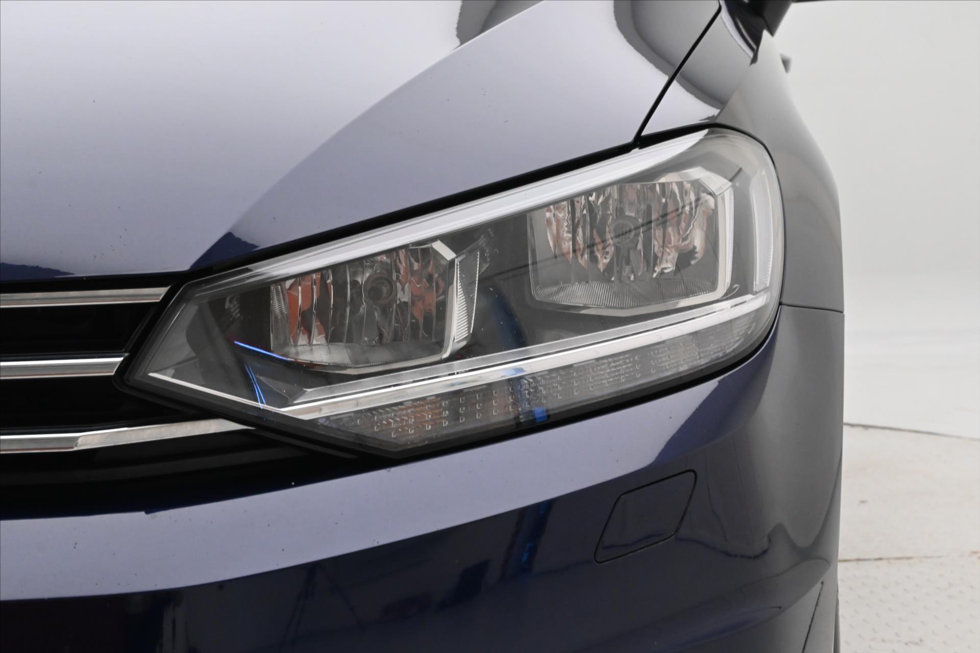 Hlavní fotografie vozu Volkswagen Touran 2,0 TDI 110kW DSG 7Míst Záruka až 5 let (33)