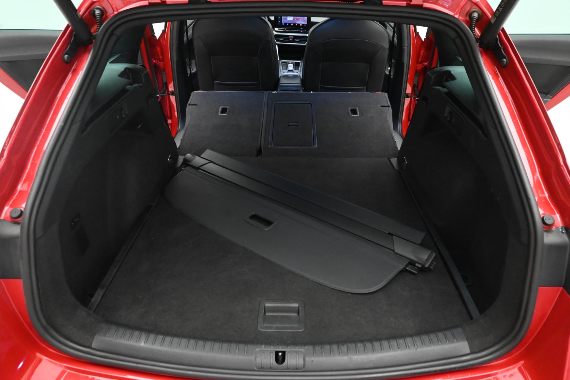 Main photo of the car Seat Leon 2.0 TDI 110 kW DSG FR Warranty up to 5 years (11)