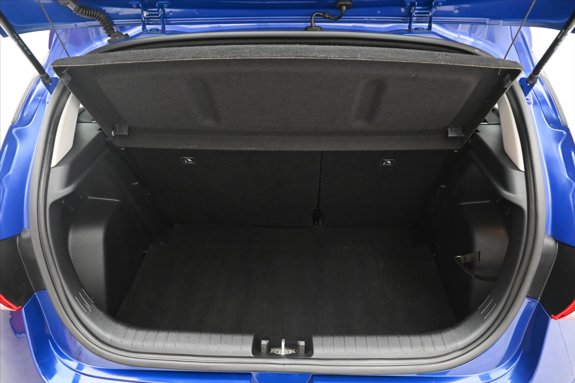 Hlavní fotografie vozu Hyundai i20 1,2 i 61 kW Comfort Club Záruka až 5 let (10)