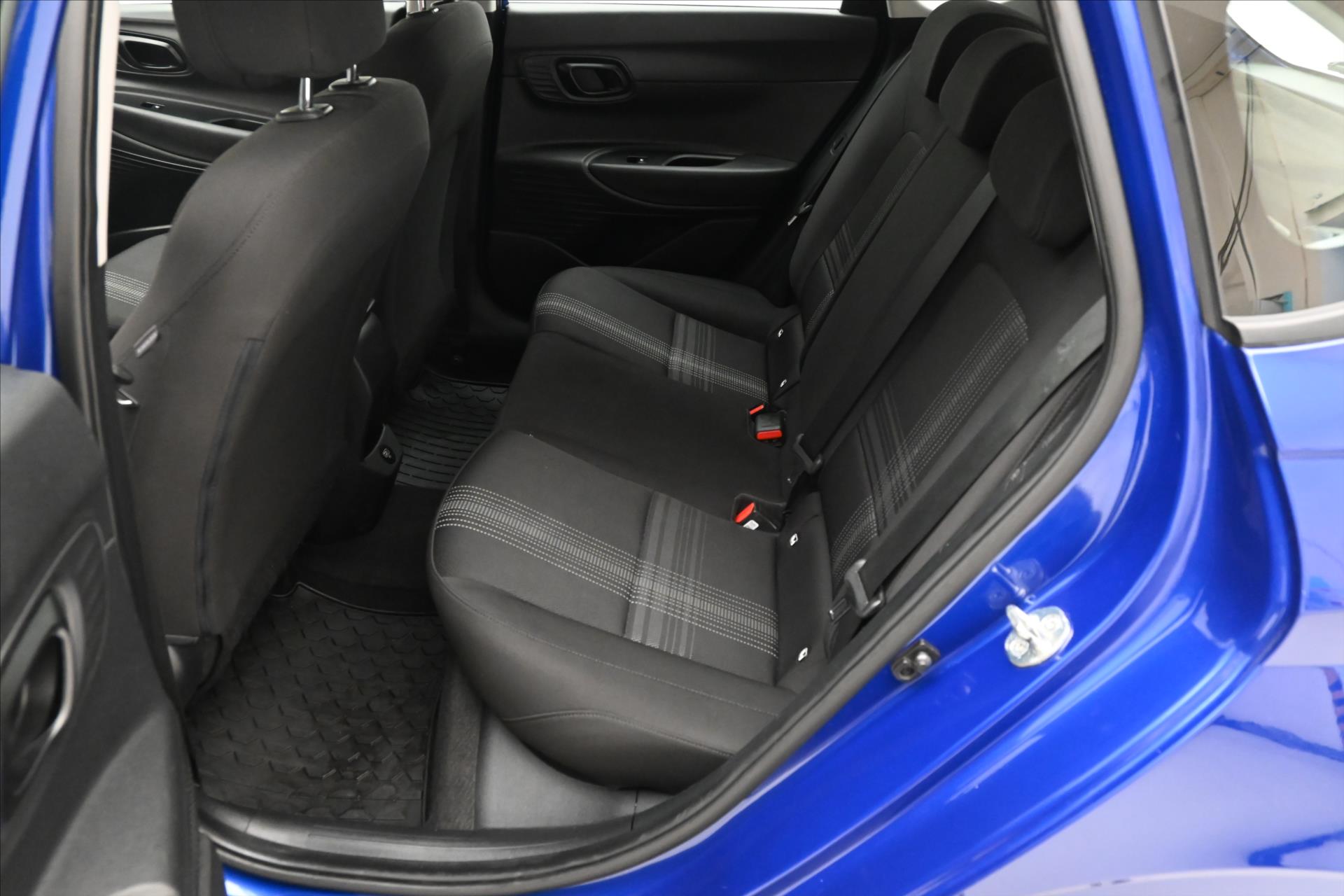 Hlavní fotografie vozu Hyundai i20 1,2 i 61 kW Comfort Club Záruka až 5 let (14)