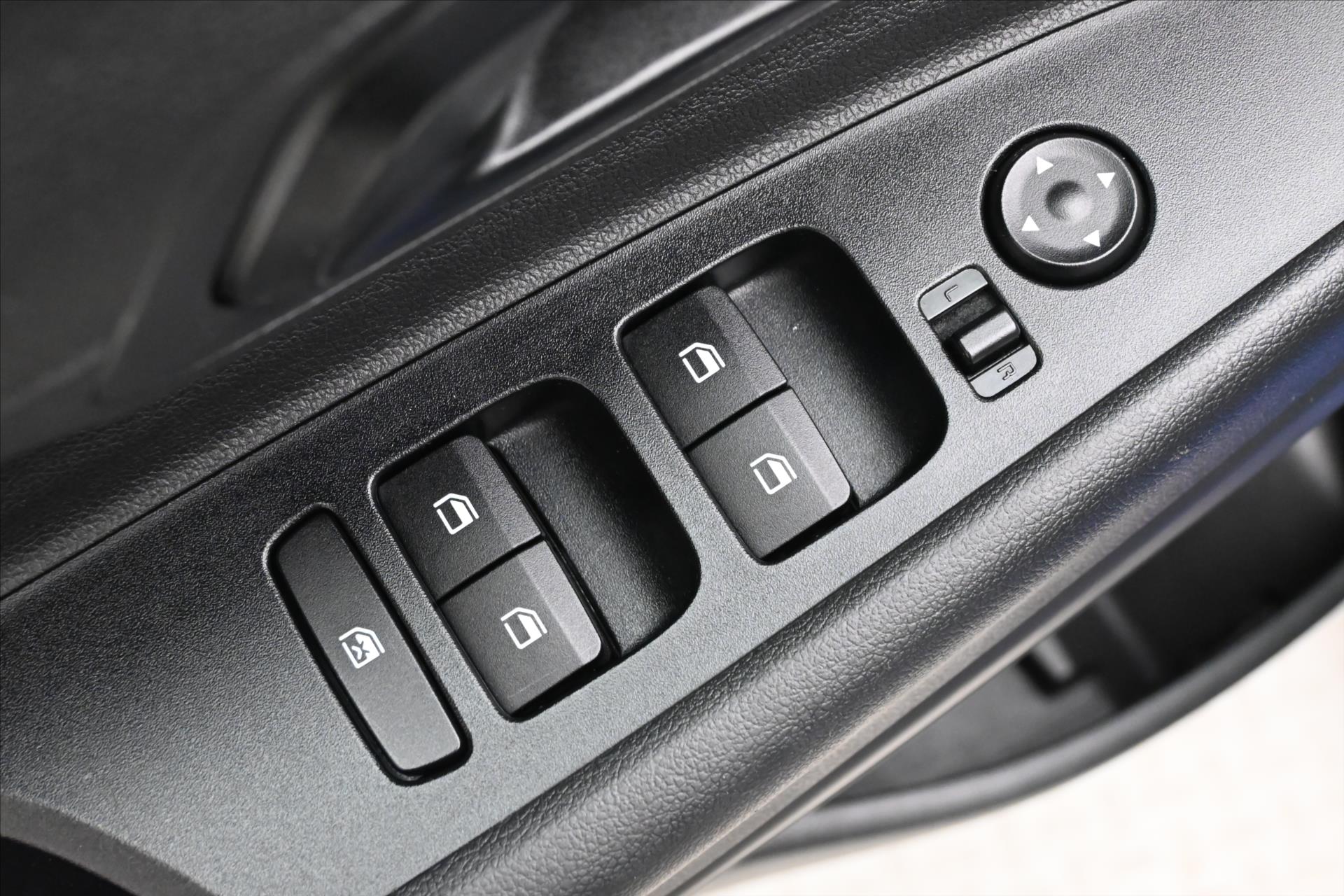 Hlavní fotografie vozu Hyundai i20 1,2 i 61 kW Comfort Club Záruka až 5 let (23)