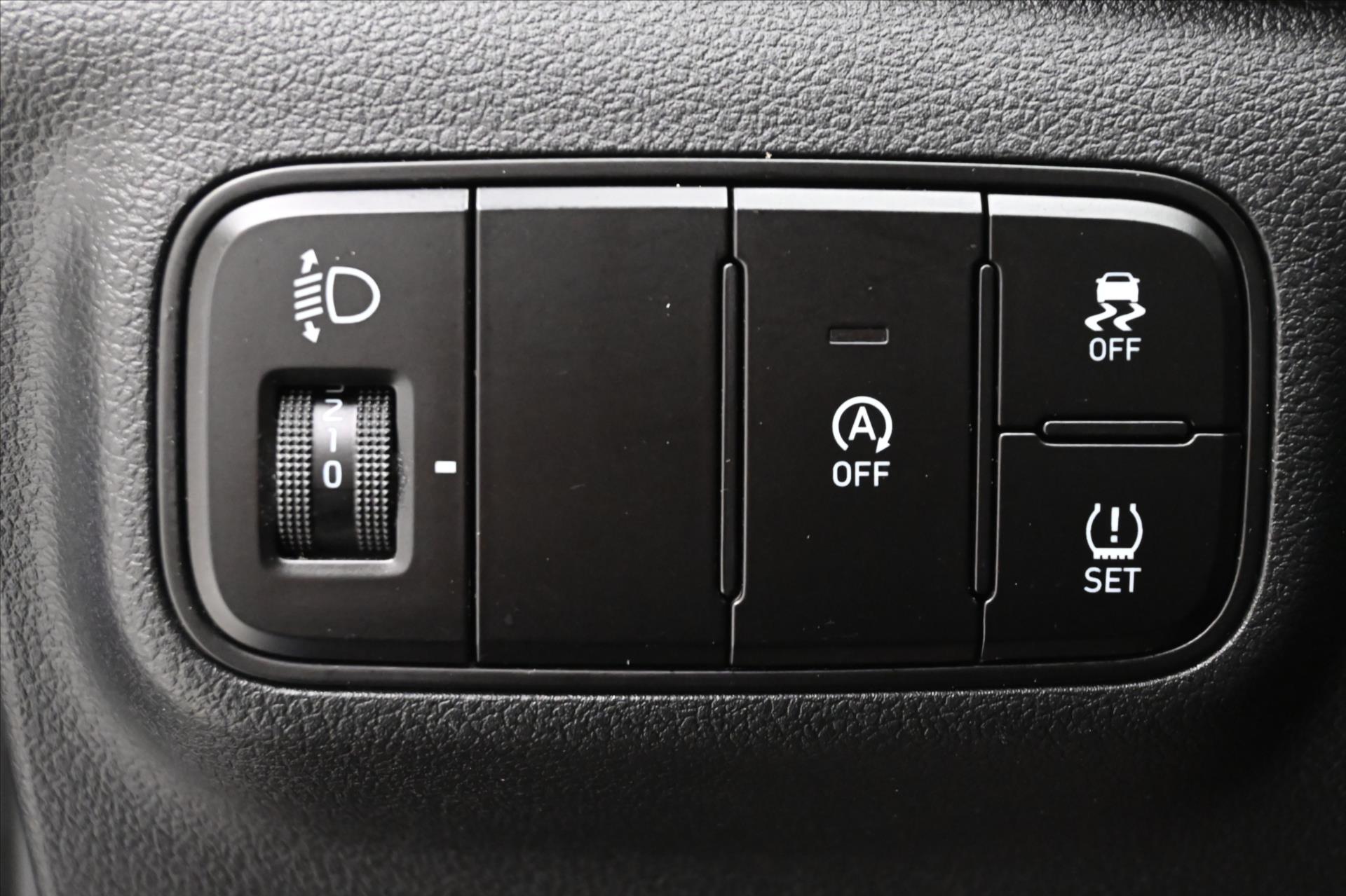 Hlavní fotografie vozu Hyundai i20 1,2 i 61 kW Comfort Club Záruka až 5 let (25)