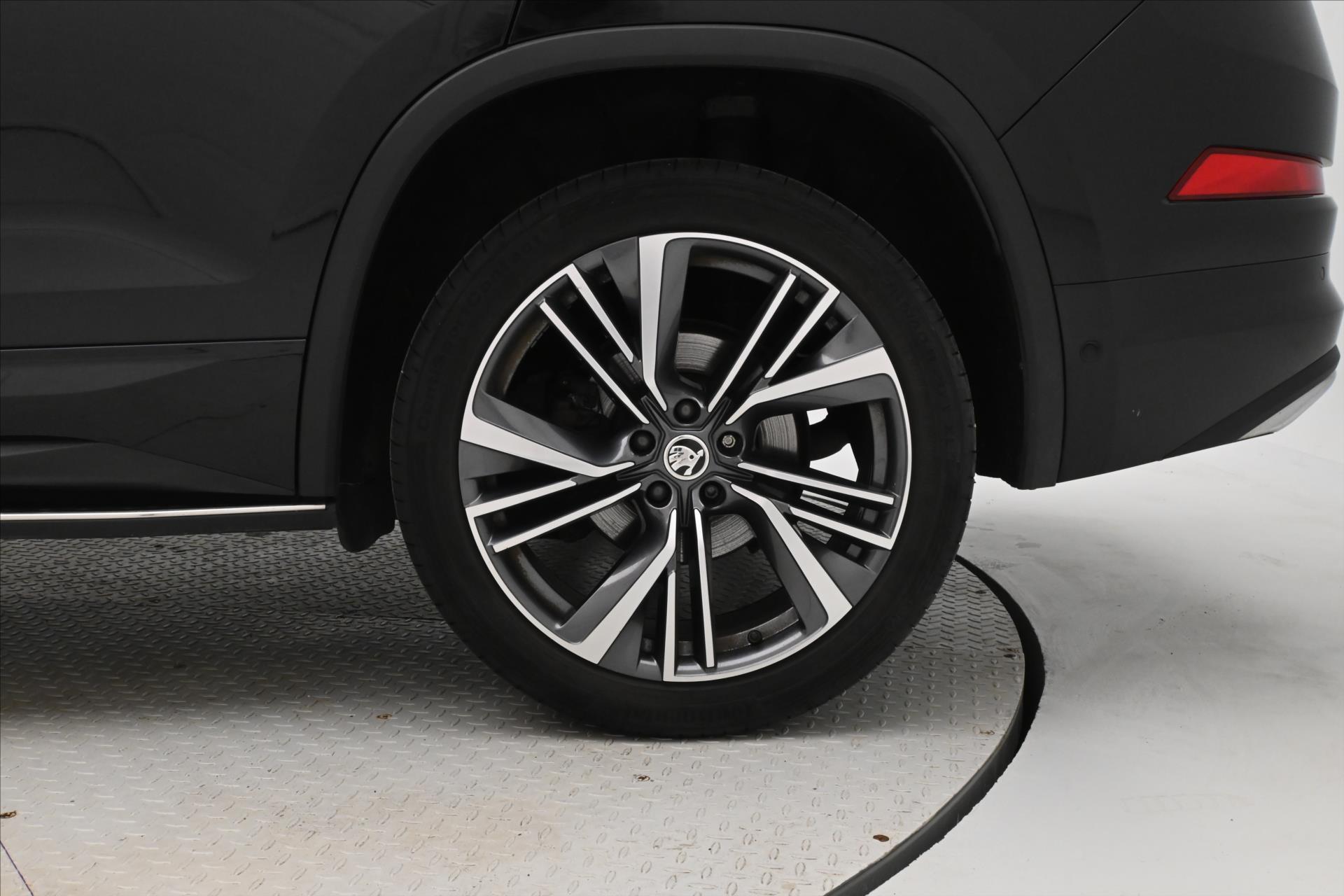 Hlavní fotografie vozu Škoda Kodiaq 2,0 TDI 147KW DSG 4x4 Sportline Záruka až 5 let (33)