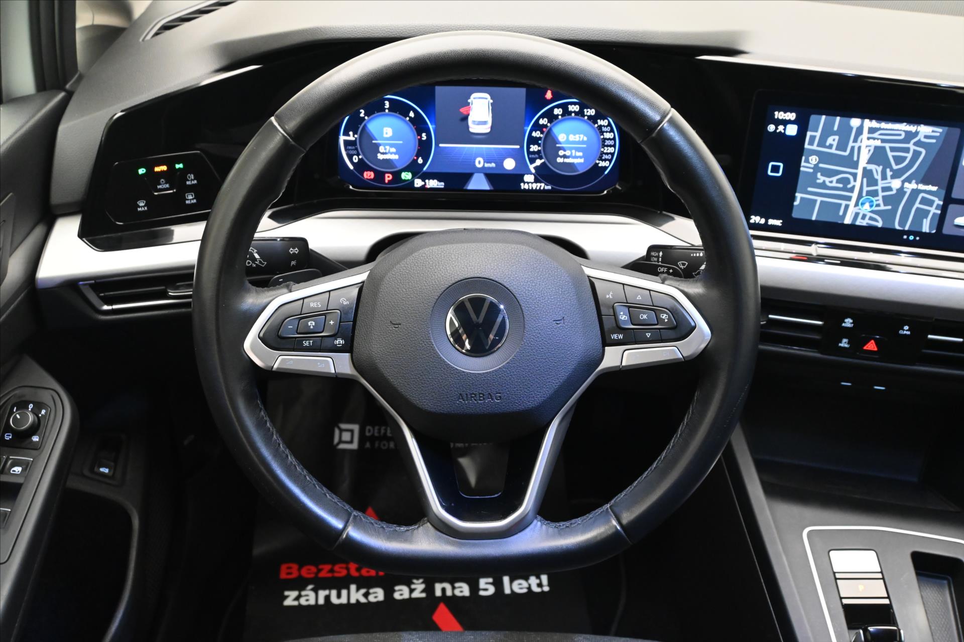 Hlavní fotografie vozu Volkswagen Golf 2,0 TDI 110kW DSG Life Záruka až 5 let (18)