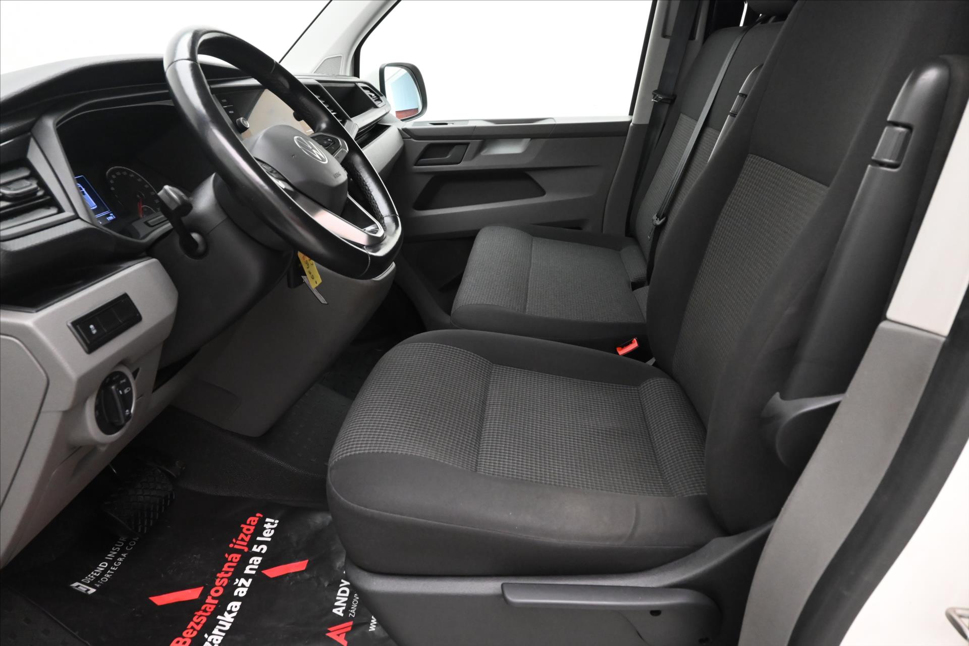 Hlavní fotografie vozu Volkswagen Transporter 2,0 TDI 110 kW DSG Long Záruka až 5 let (13)