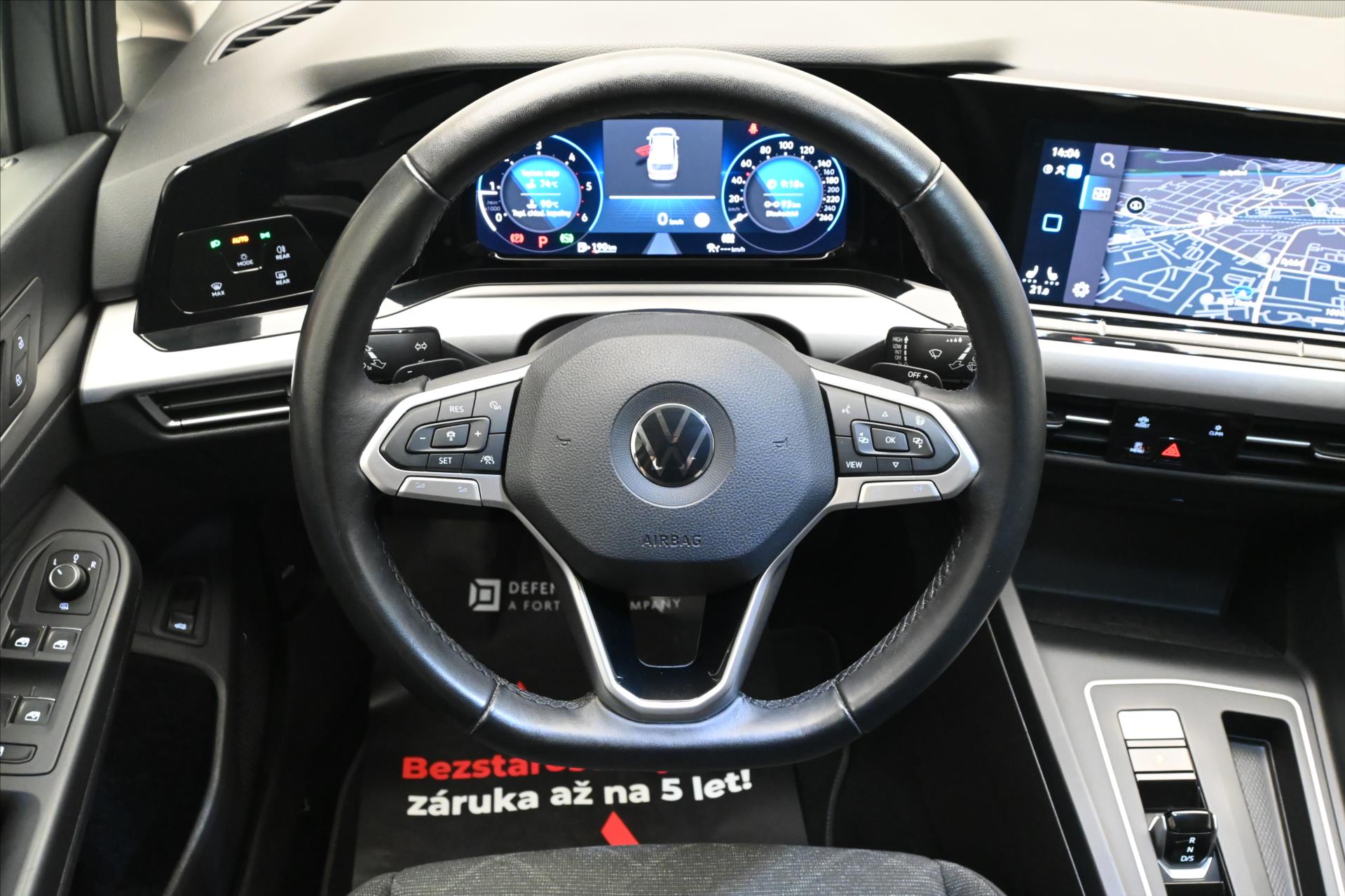 Main photo of the car Volkswagen Golf 2.0 TDI 110 kW DSG Life Warranty up to 5 years (18)