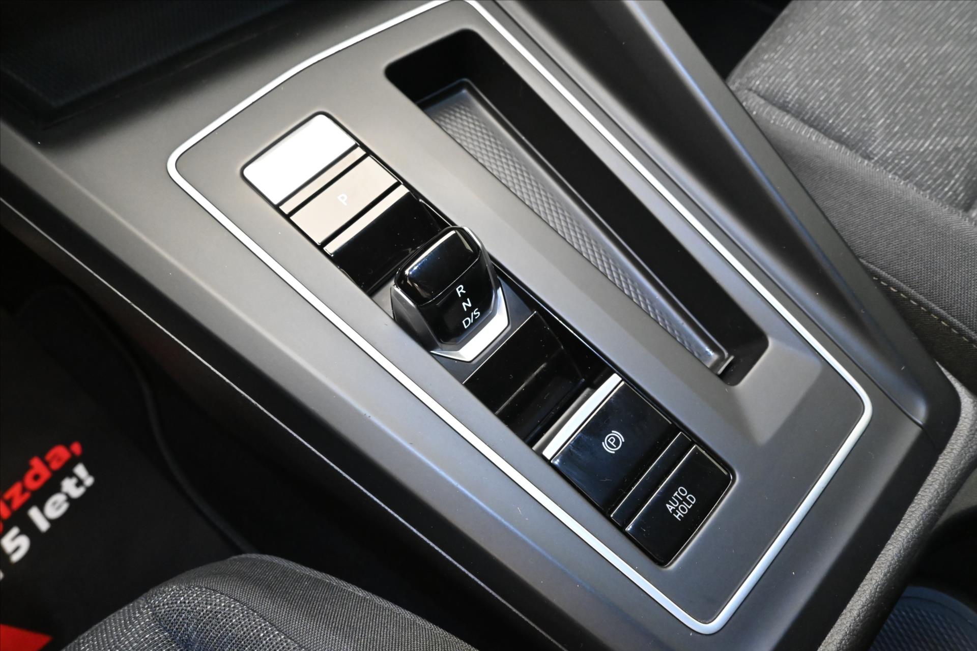 Main photo of the car Volkswagen Golf 2.0 TDI 110 kW DSG Life Warranty up to 5 years (21)