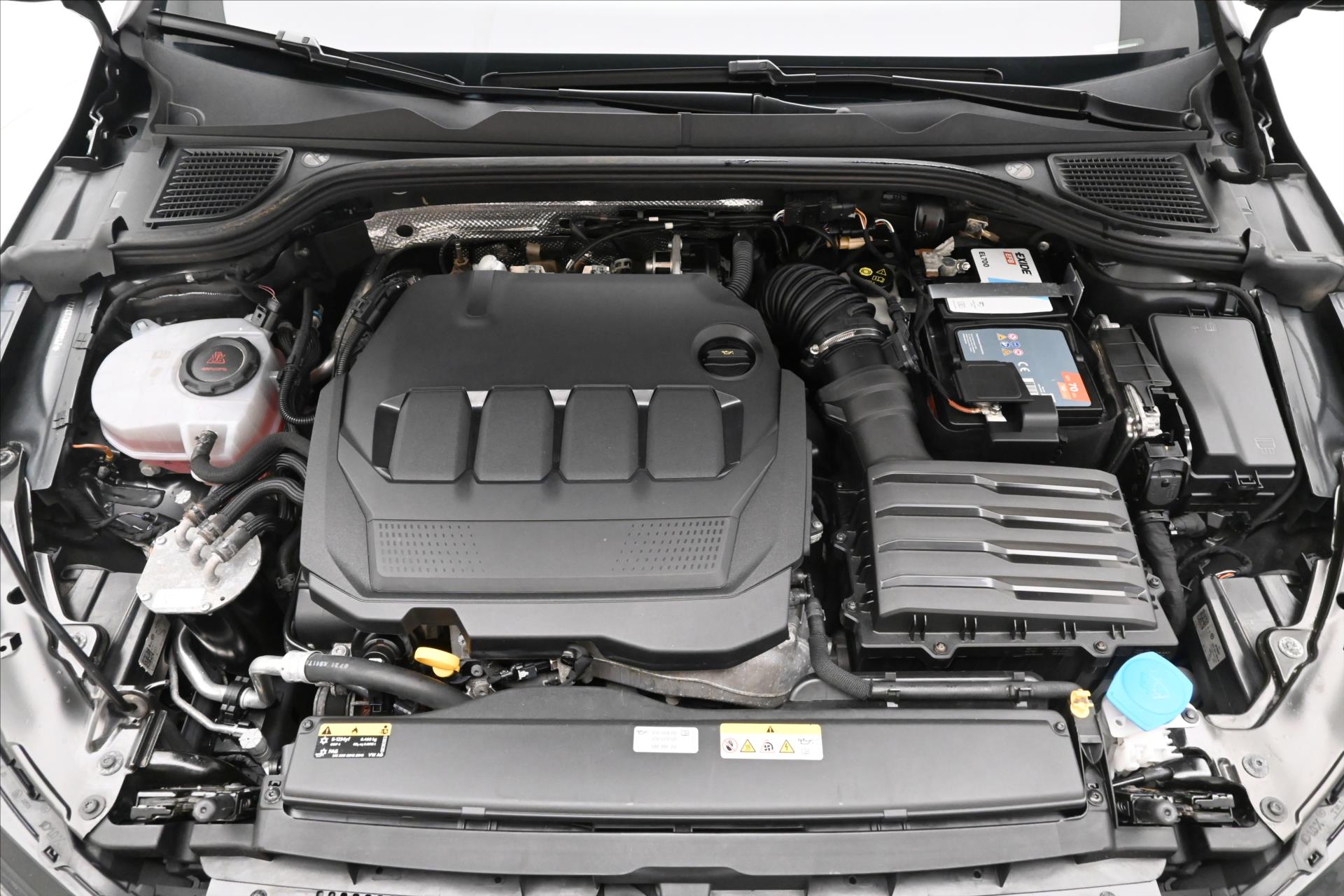 Main photo of the car Volkswagen Golf 2.0 TDI 110 kW DSG Life Warranty up to 5 years (9)