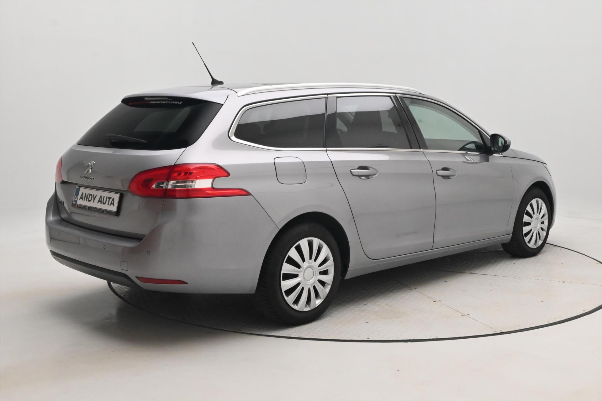 Hlavní fotografie vozu Peugeot 308 1,5 96kW BlueHDi 130SW Záruka až 5 let (5)