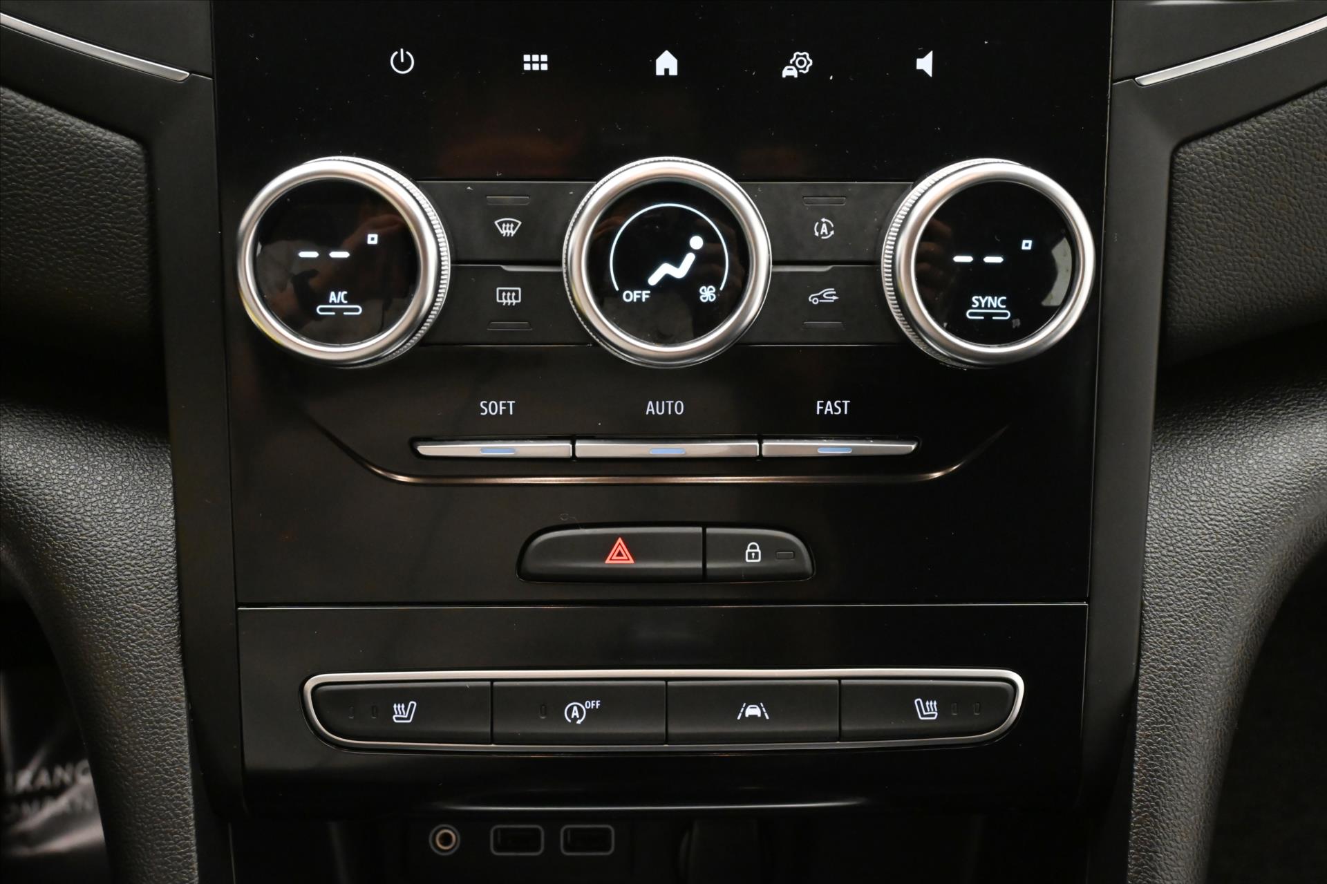 Main photo of the car Renault Mégane 1.3 TCe 103 kW Full LED Warranty up to 5 years (20)
