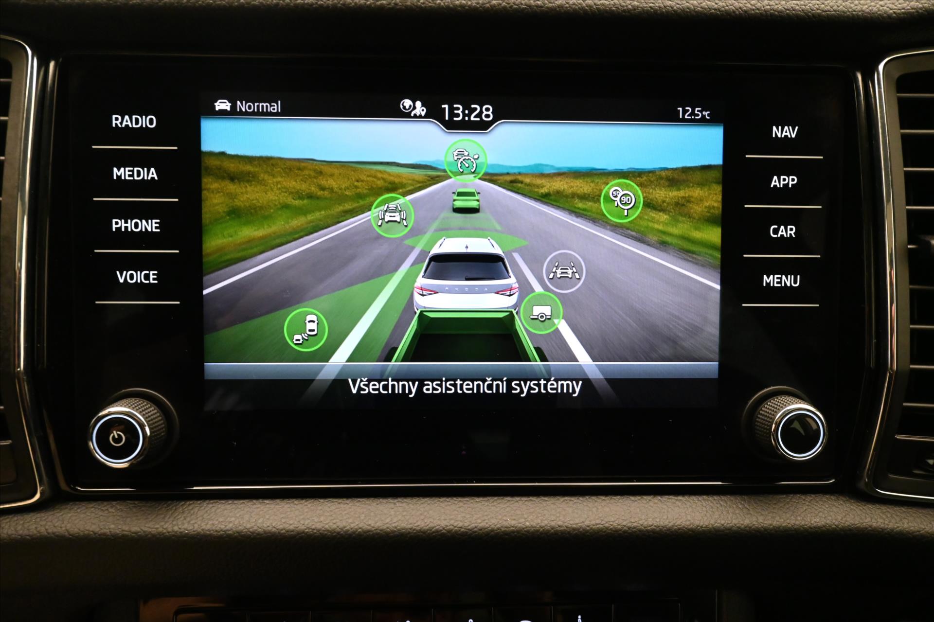 Hlavní fotografie vozu Škoda Kodiaq 2,0 TDI 147 kW DSG 4x4 Ambition Záruka až 5 let (19)