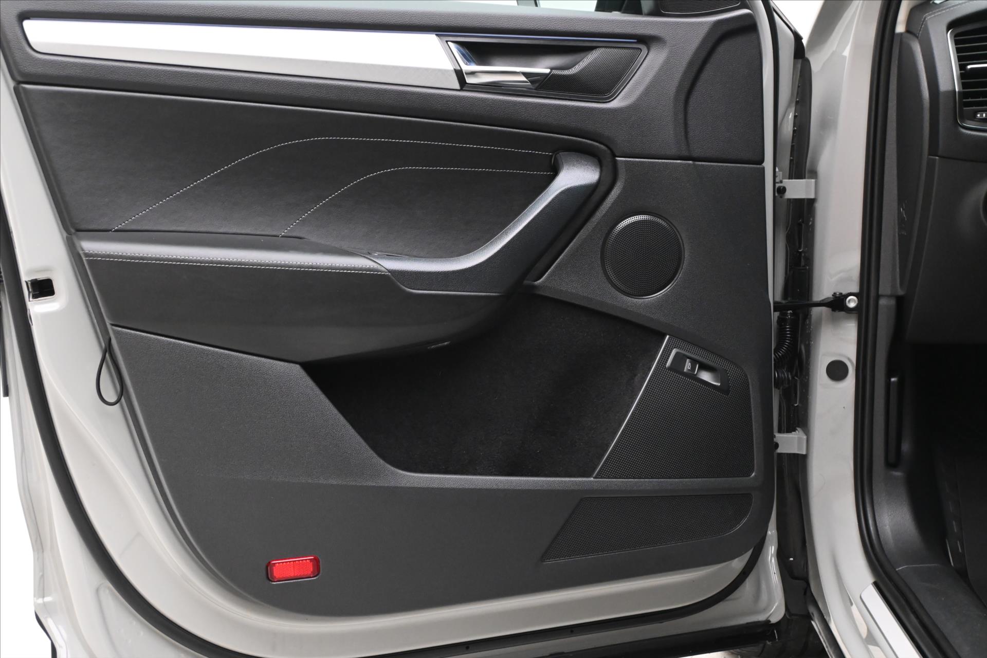 Hlavní fotografie vozu Škoda Kodiaq 2,0 TDI 147 kW DSG 4x4 Ambition Záruka až 5 let (25)