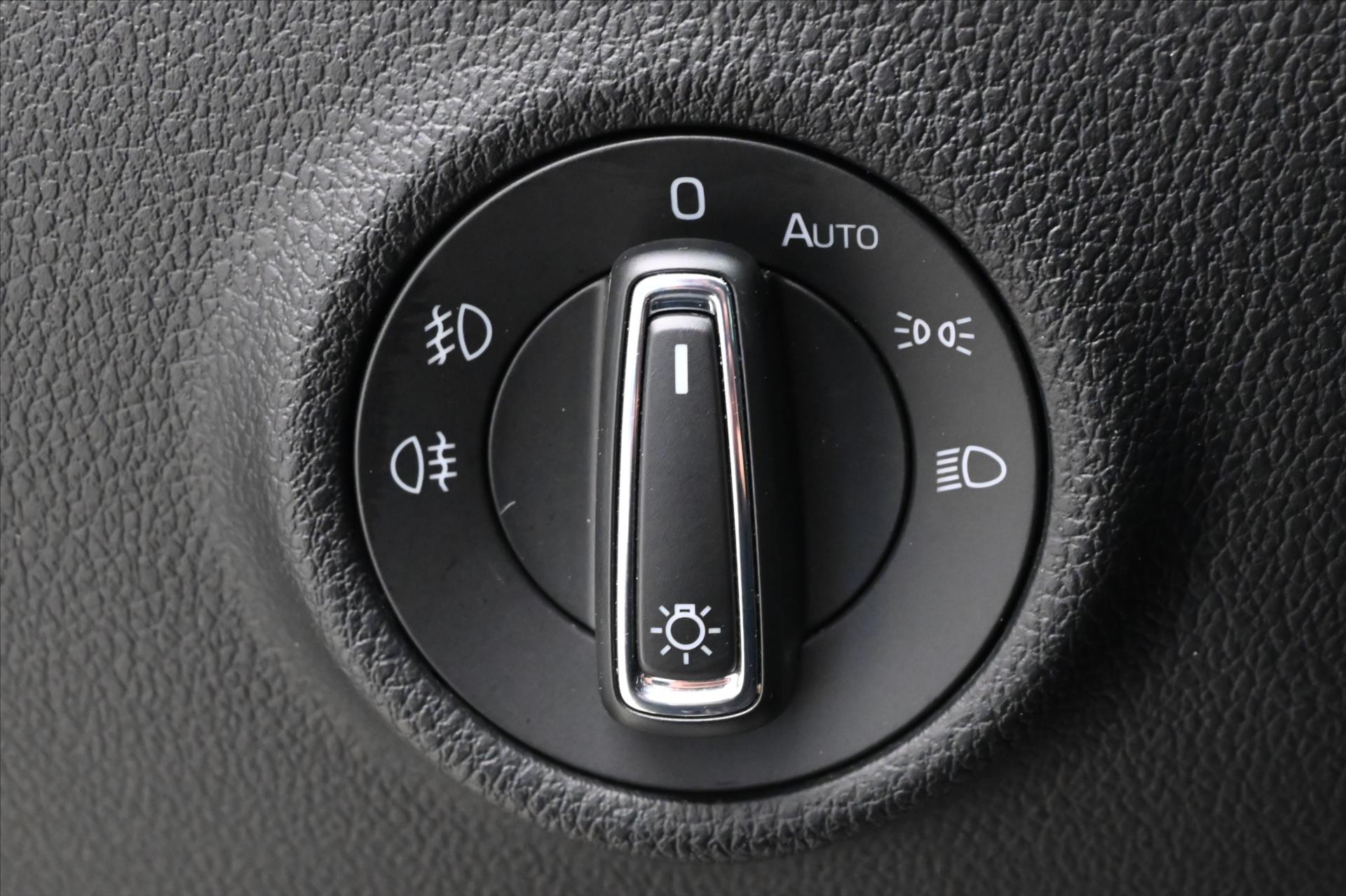 Hlavní fotografie vozu Škoda Superb 1,4 TSI iV 160 kW DSG Style Záruka až 5 let (27)