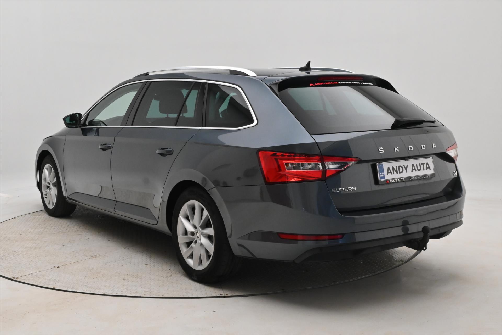 Hlavní fotografie vozu Škoda Superb 1,4 TSI iV 160 kW DSG Style Záruka až 5 let (7)