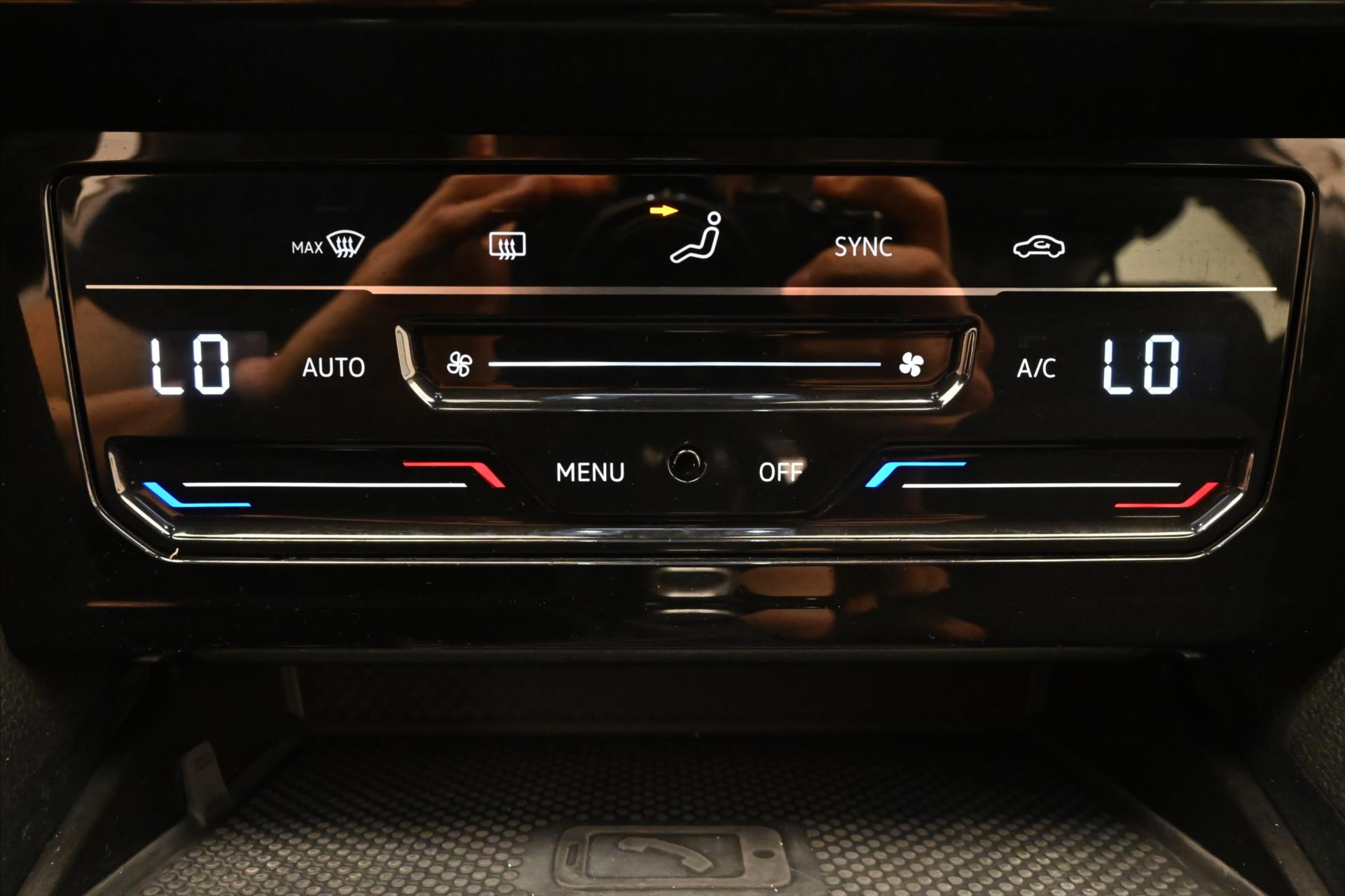 Hlavní fotografie vozu Volkswagen Passat 2,0 TDI 110 kW DSG Business Záruka až 5 let (21)