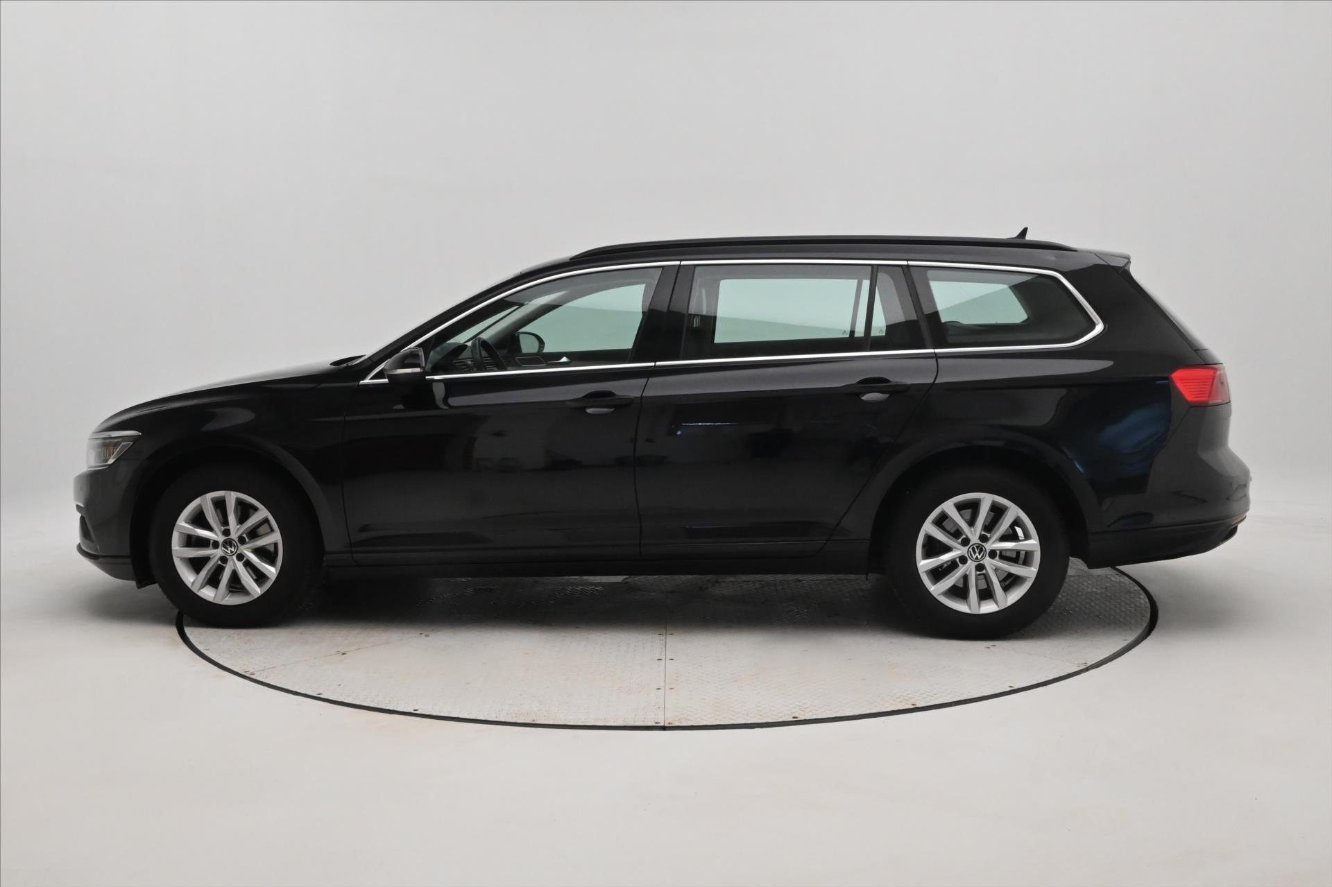 Hlavní fotografie vozu Volkswagen Passat 2,0 TDI 110 kW DSG Business Záruka až 5 let (8)