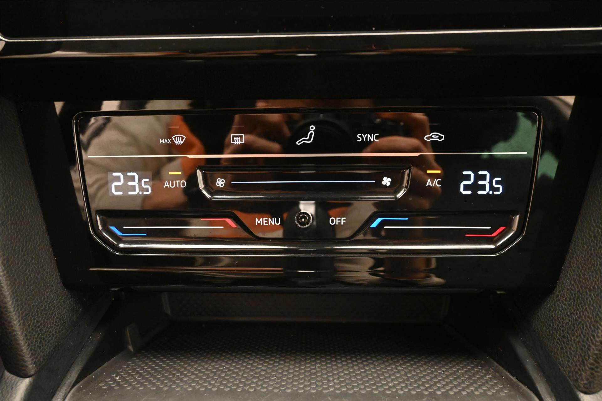 Hlavní fotografie vozu Volkswagen Passat 2,0 TDI 110 kW DSG Business Záruka až 5 let (21)