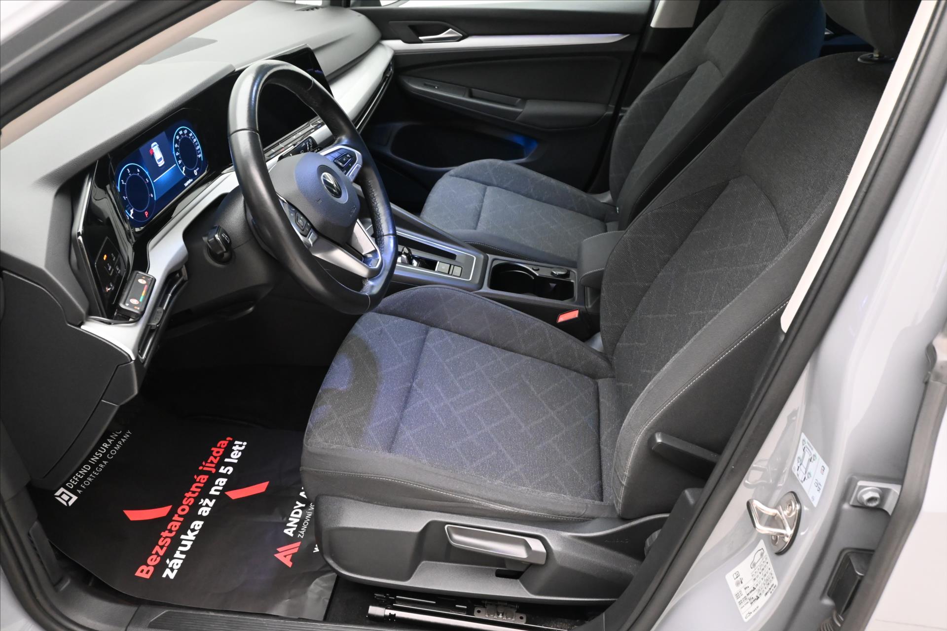 Hlavní fotografie vozu Volkswagen Golf 2,0 TDI 110 KW DSG Life Záruka až 5 let (13)