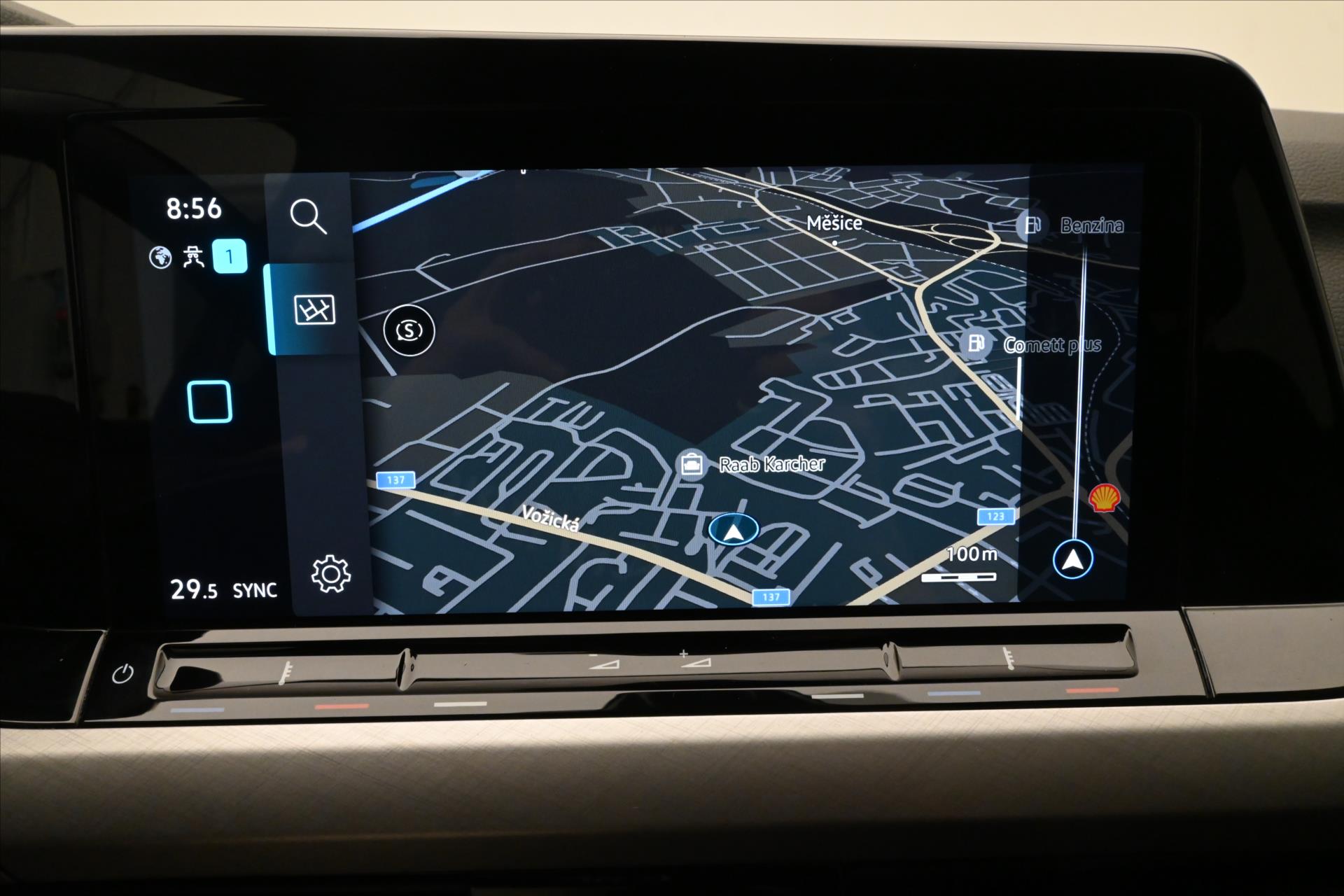 Hlavní fotografie vozu Volkswagen Golf 2,0 TDI 110 KW DSG Life Záruka až 5 let (19)