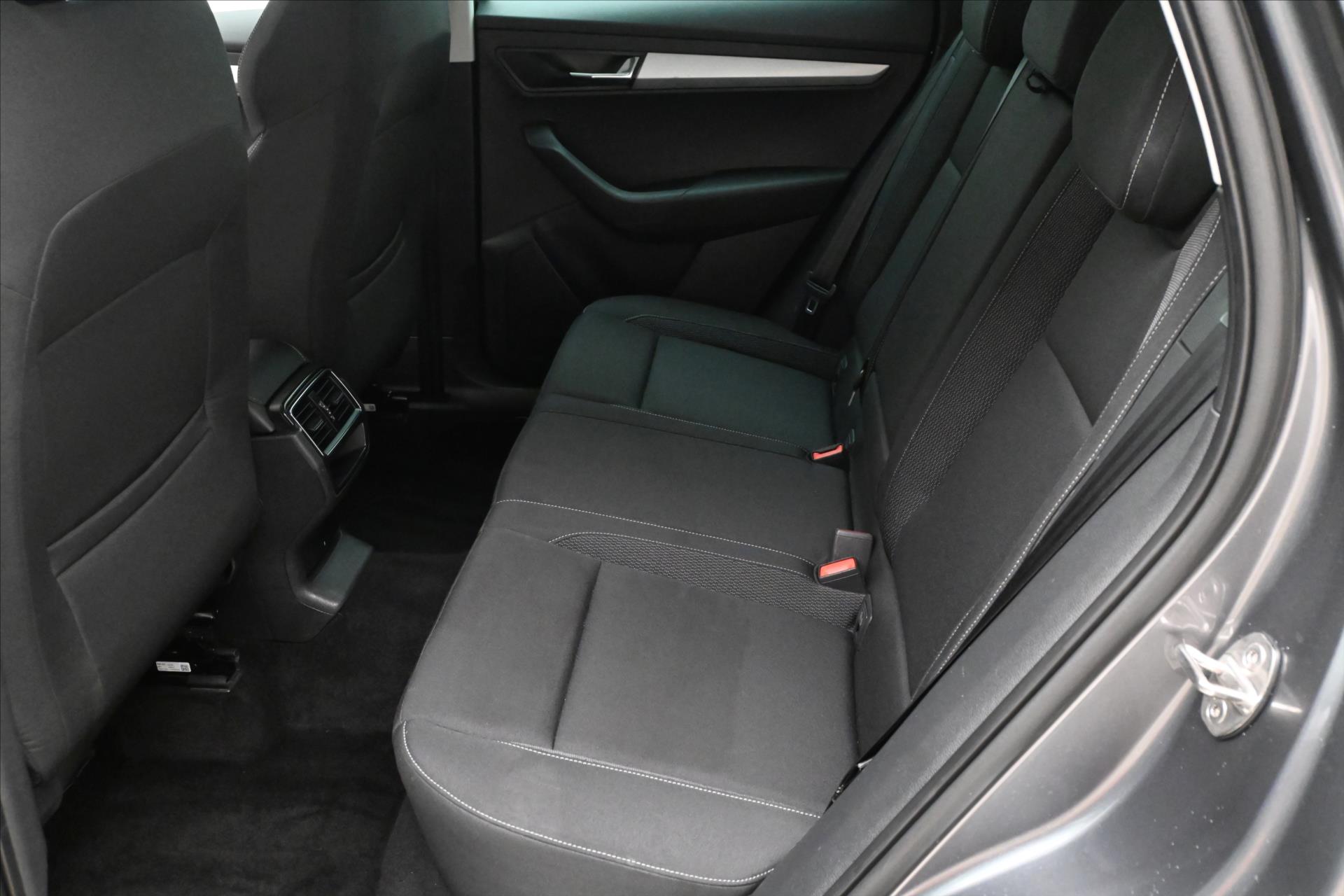 Hlavní fotografie vozu Škoda Karoq 2,0 TDI 85 kW DSG Ambition Záruka až 5 let (14)