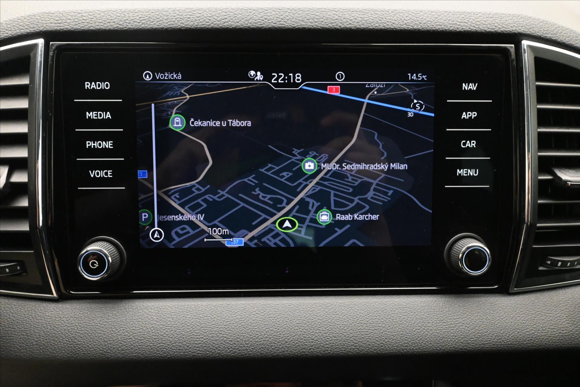 Hlavní fotografie vozu Škoda Karoq 2,0 TDI 85 kW DSG Ambition Záruka až 5 let (20)