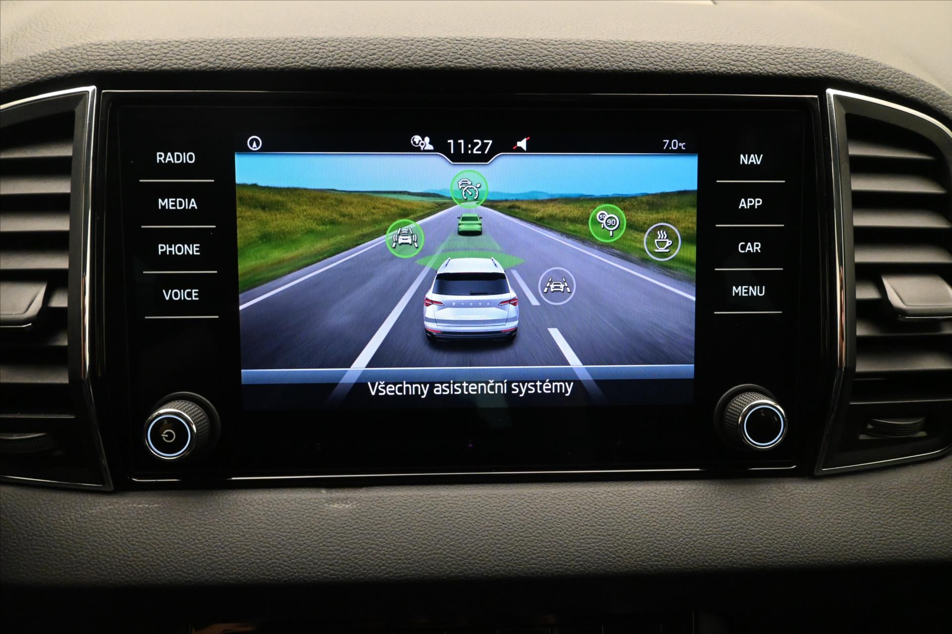 Hlavní fotografie vozu Škoda Karoq 2,0 TDI 85 kW DSG Ambition Záruka až 5 let (19)