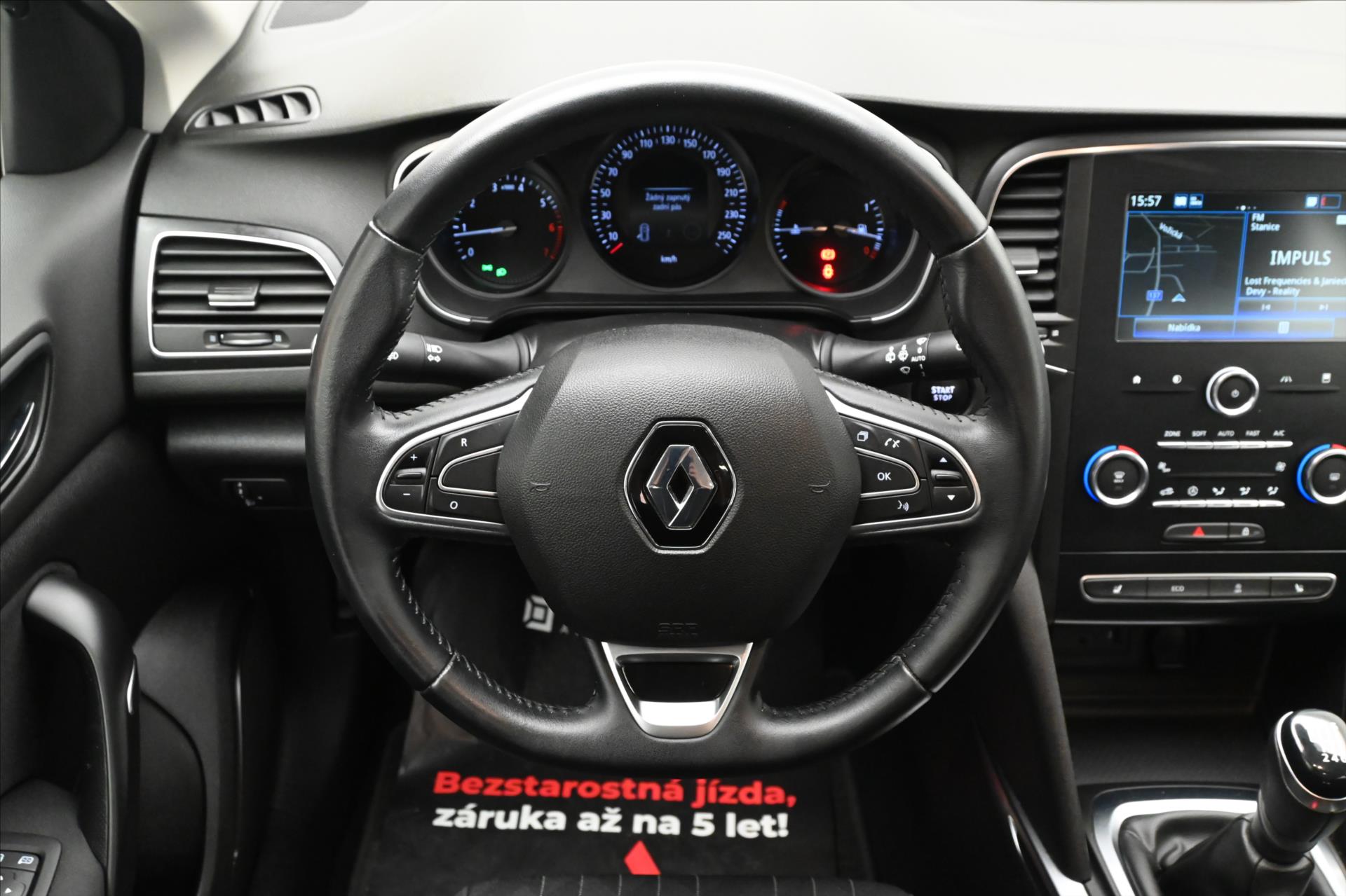Hlavní fotografie vozu Renault Mégane 1,3 Tce 103 kW Sport Tourer Záruka až 5 let (18)