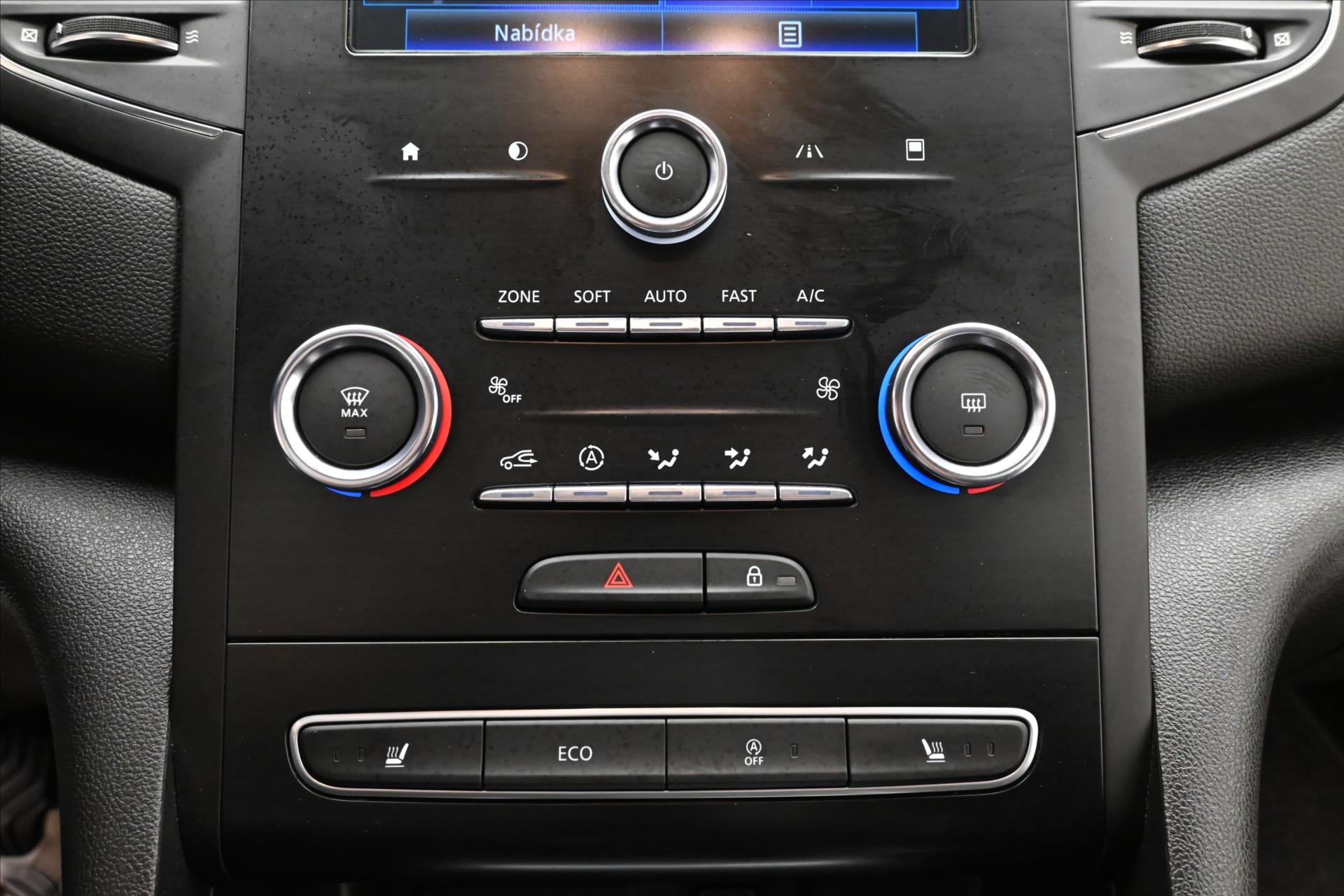 Hlavní fotografie vozu Renault Mégane 1,3 Tce 103 kW Sport Tourer Záruka až 5 let (20)