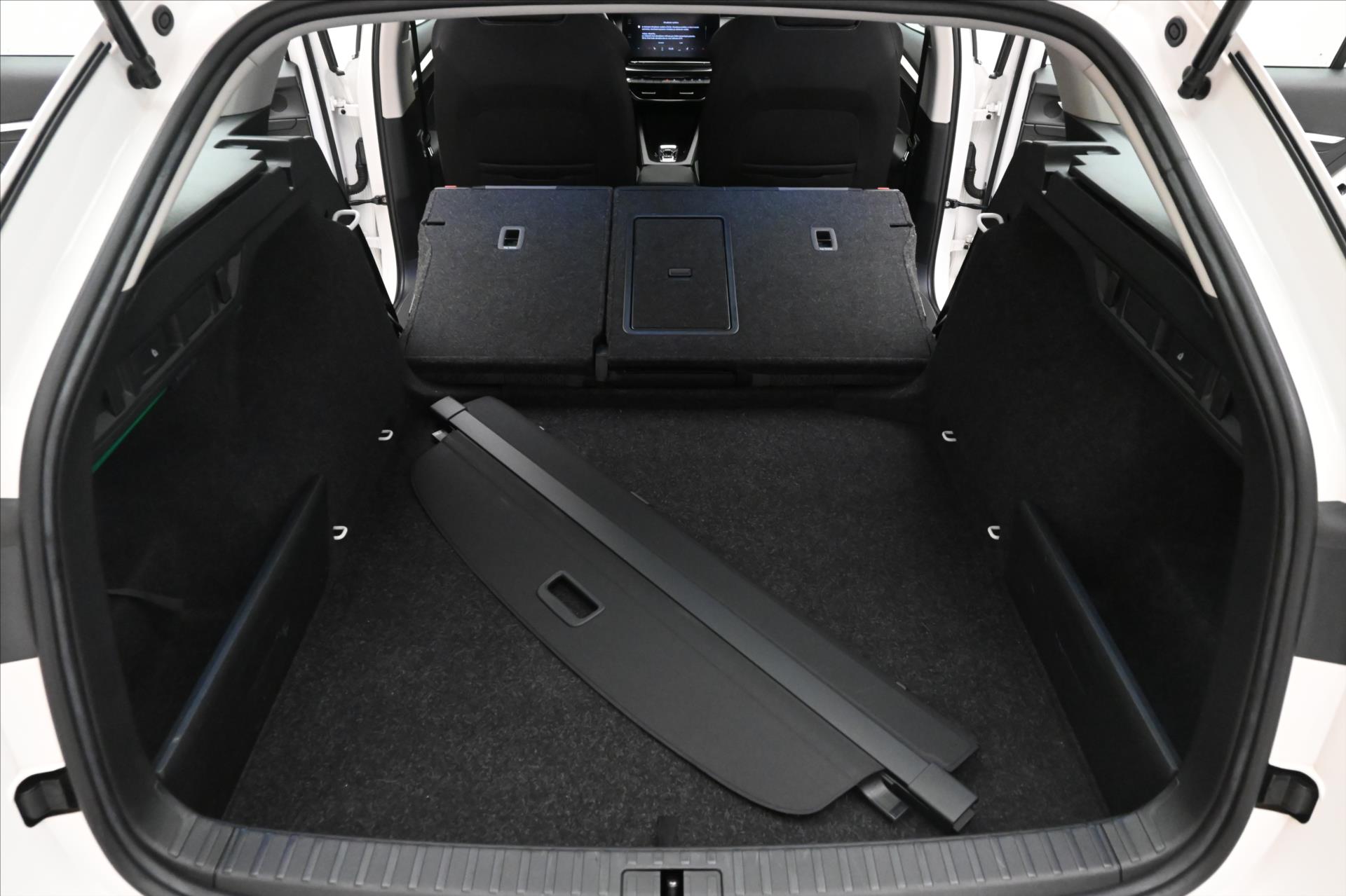 Hlavní fotografie vozu Škoda Octavia 2,0 TDI 110 kW DSG Style Záruka až 5 let (11)