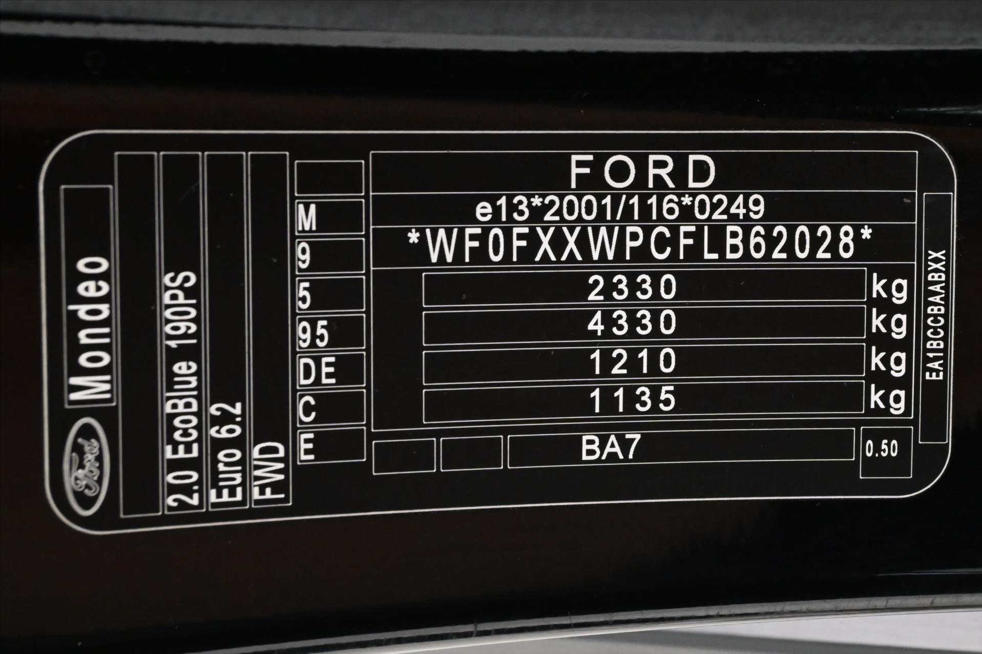 Hlavní fotografie vozu Ford Mondeo 2,0 EcoBlue 140 kW AT8 Titanium Záruka až 5 let (12)