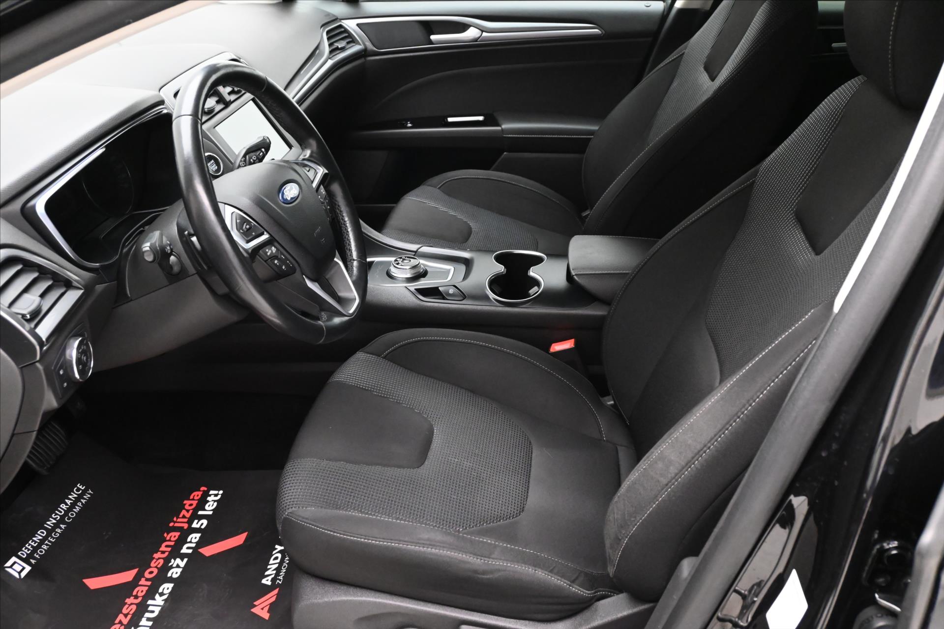 Hlavní fotografie vozu Ford Mondeo 2,0 EcoBlue 140 kW AT8 Titanium Záruka až 5 let (13)