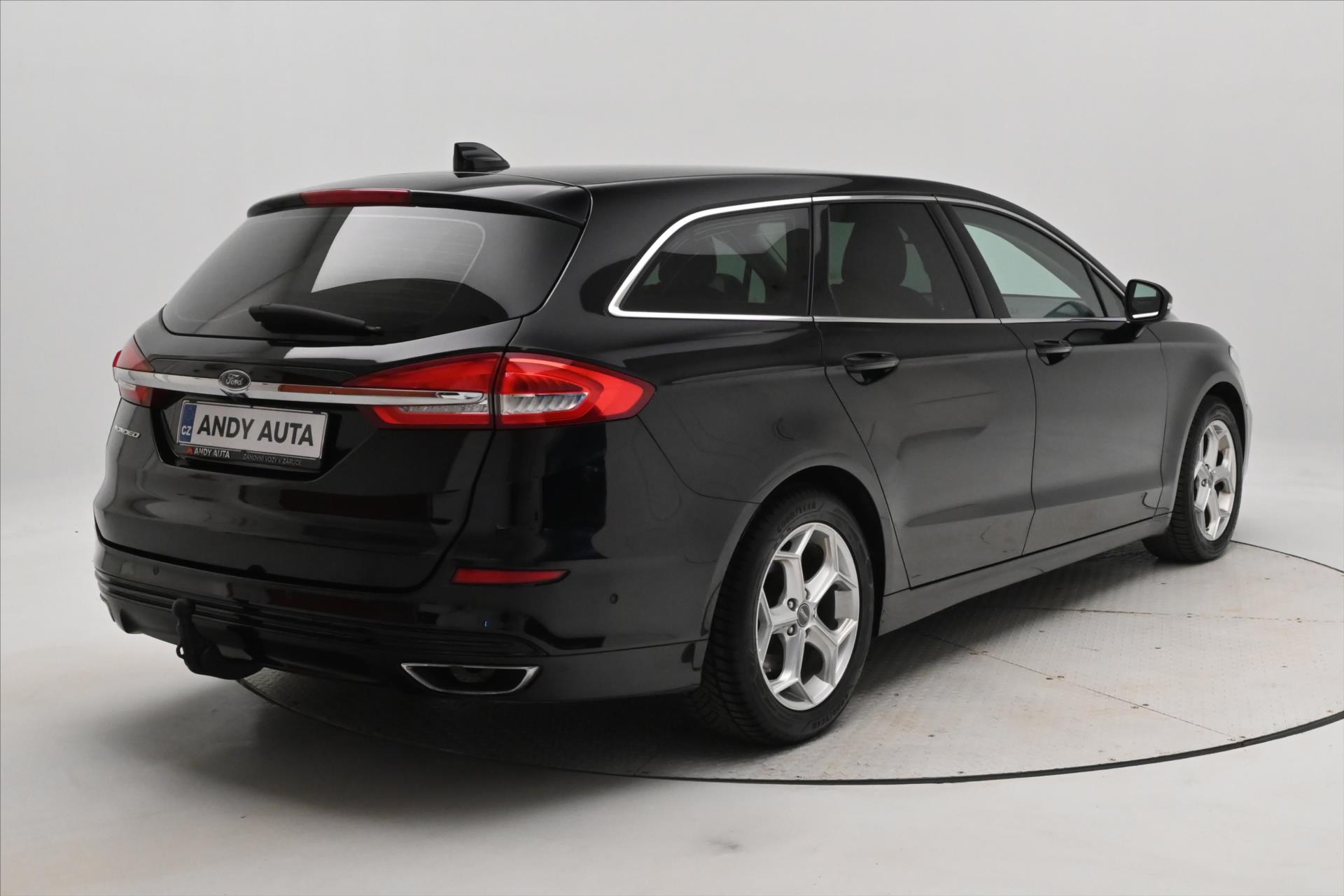 Hlavní fotografie vozu Ford Mondeo 2,0 EcoBlue 140 kW AT8 Titanium Záruka až 5 let (5)