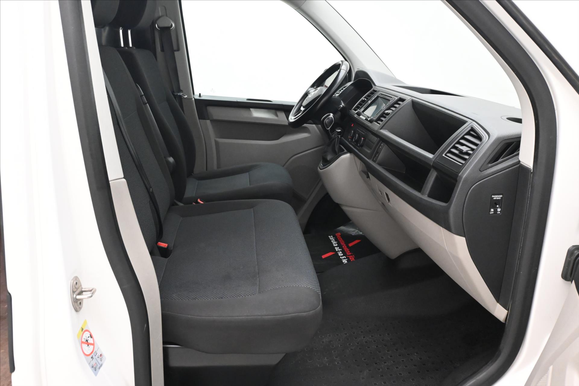 Hlavní fotografie vozu Volkswagen Transporter 2,0 TDI 110kW DSG Záruka až 5 let (14)