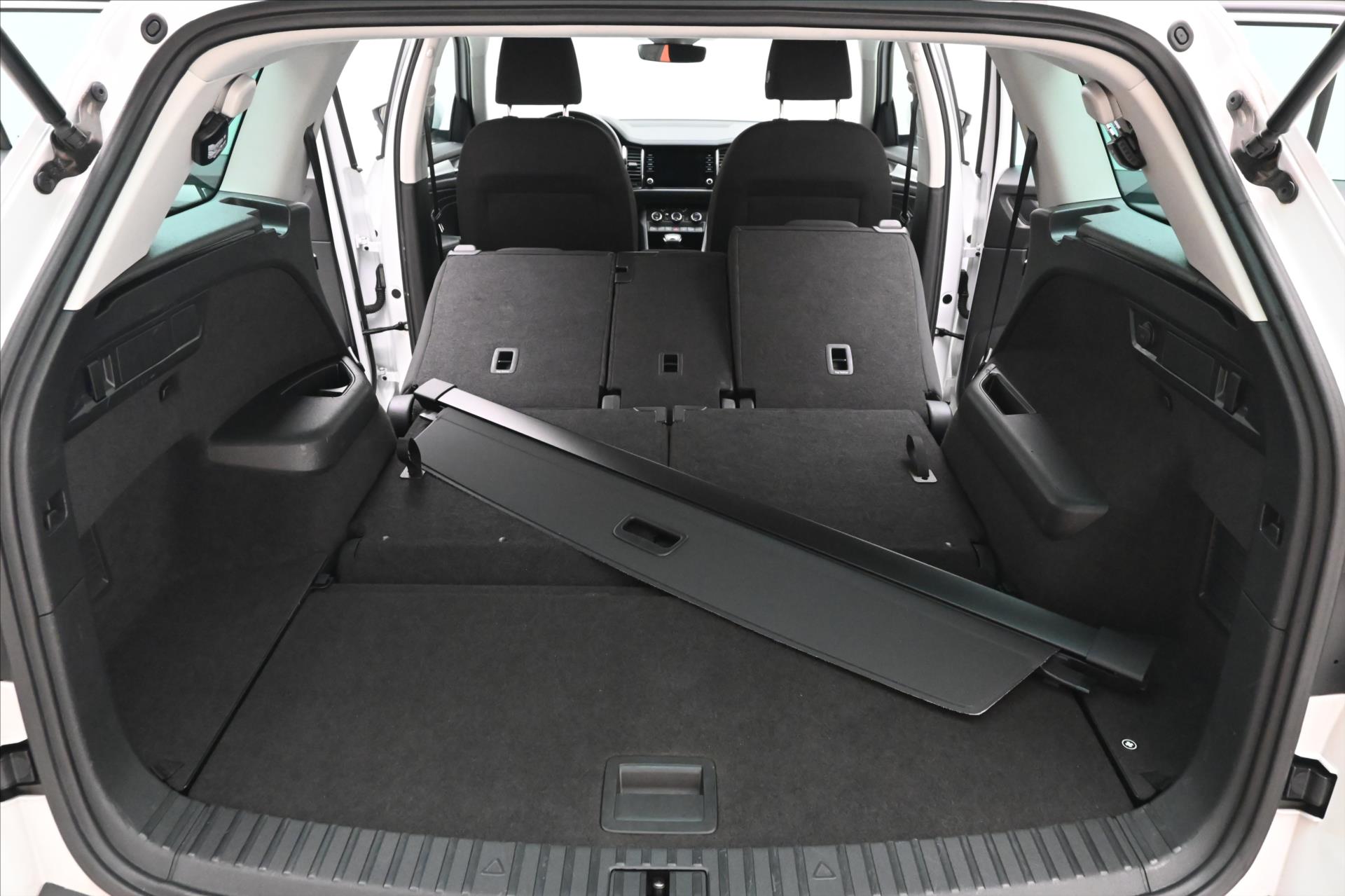 Hlavní fotografie vozu Škoda Kodiaq 2,0 TDI 110kW DSG 7míst Záruka až 5 let (12)